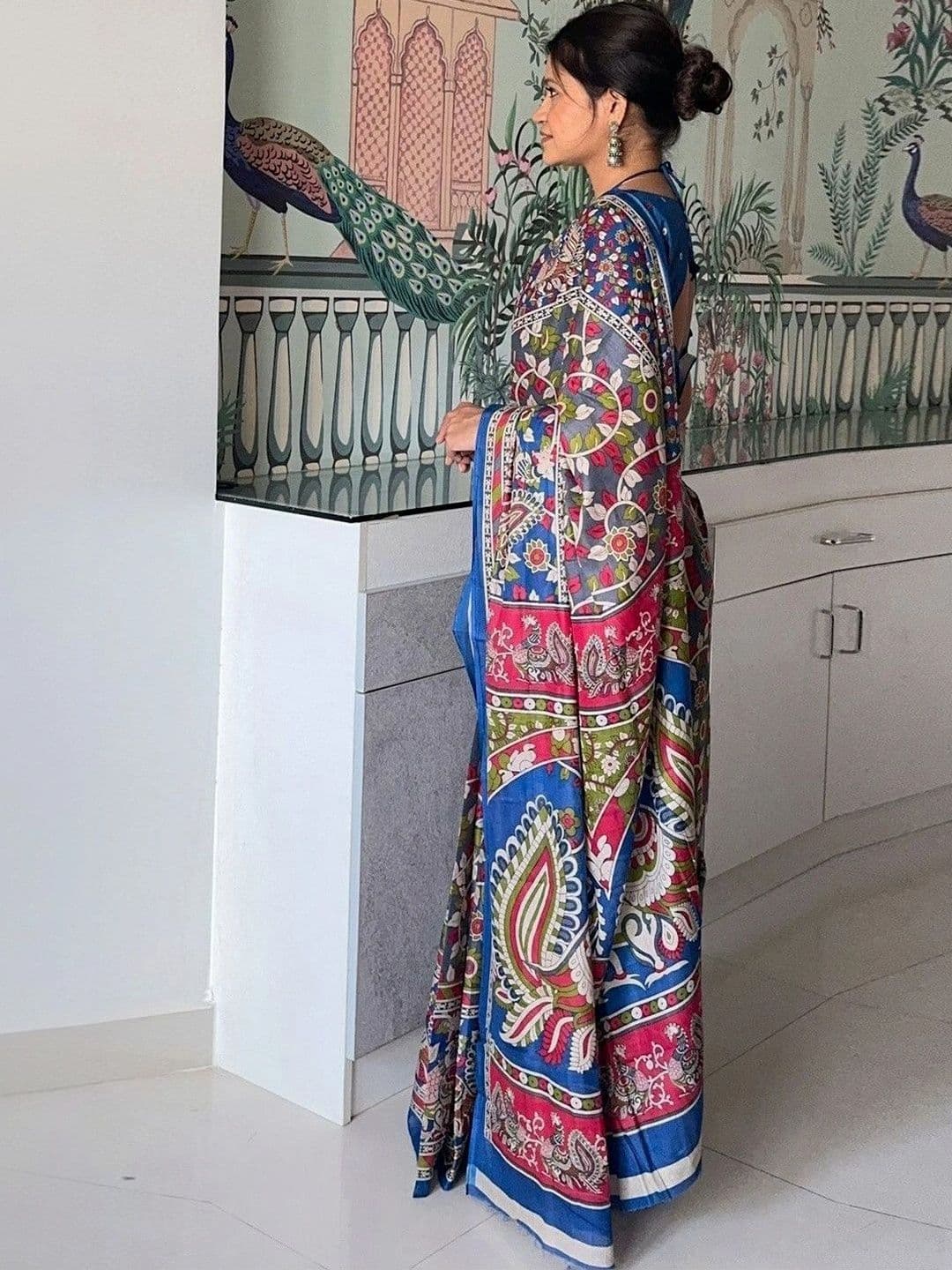 MITITA FASHION Women's Cotton Blend Ethnic Peacock & Floral Print Saree with Woven Border thumbnail 4