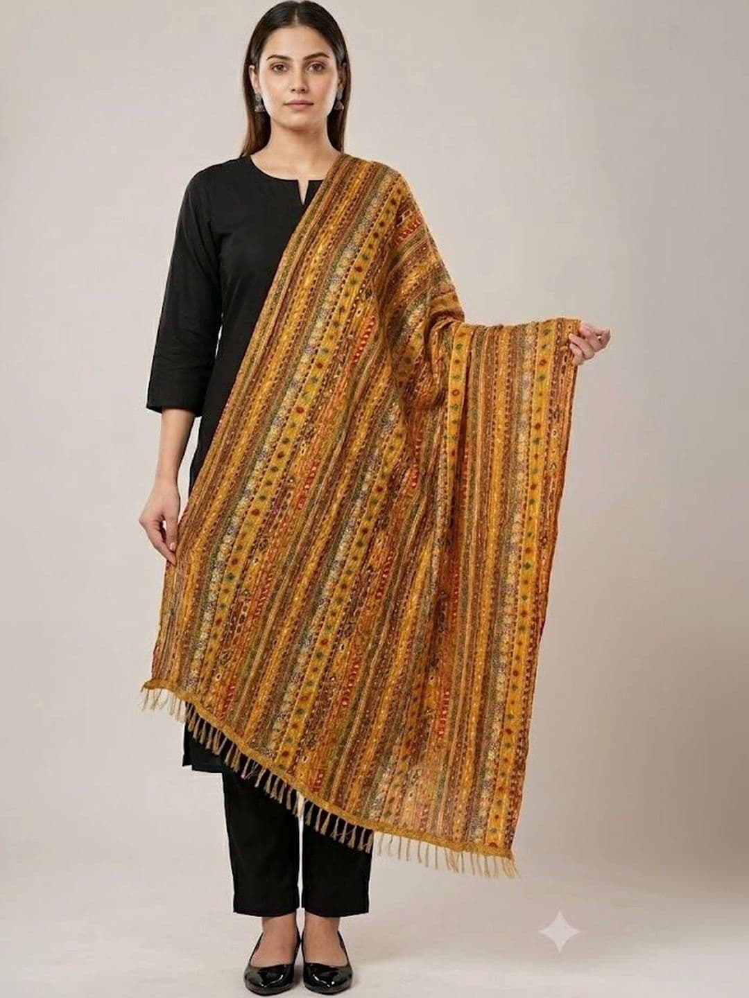 IVAARA Ethnic Motifs Embroidered Dupatta with Thread Work thumbnail 2