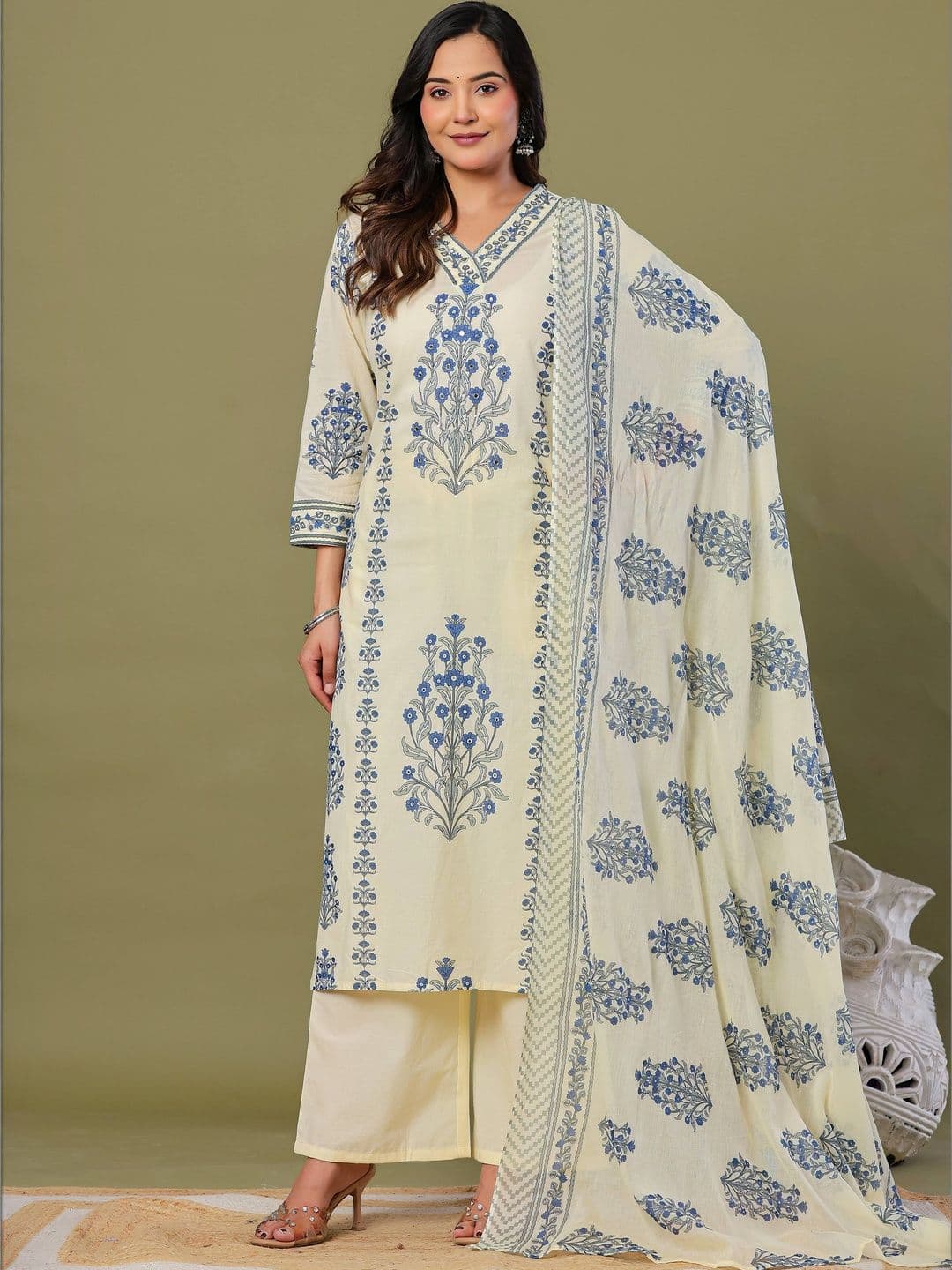 Samdwaals Women Floral Printed Regular Pure Cotton Kurta with Palazzos & With Dupatta - view 1