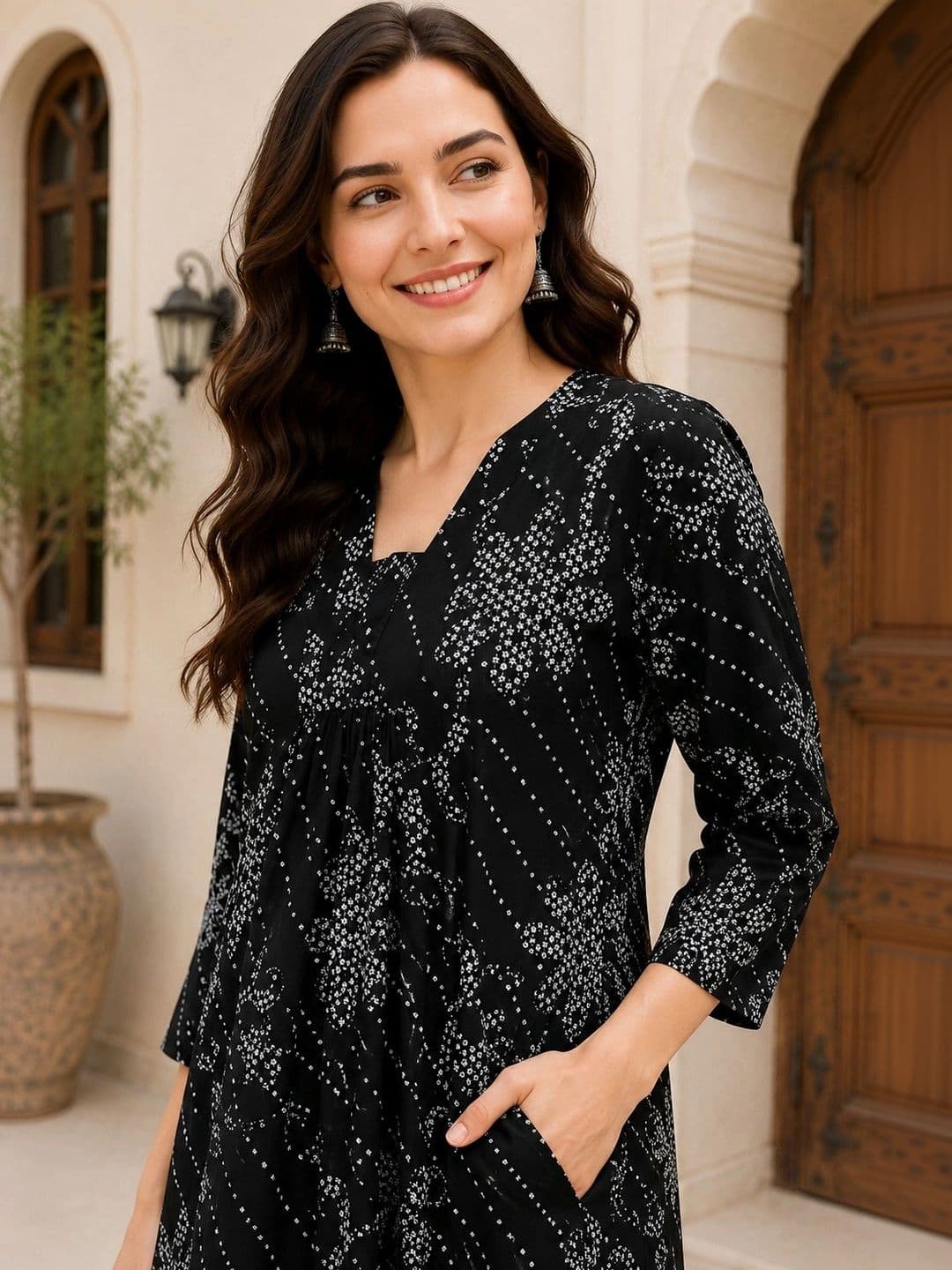 DSK STUDIO Women Ethnic Motifs Printed Empire Kurta with Palazzos thumbnail 4