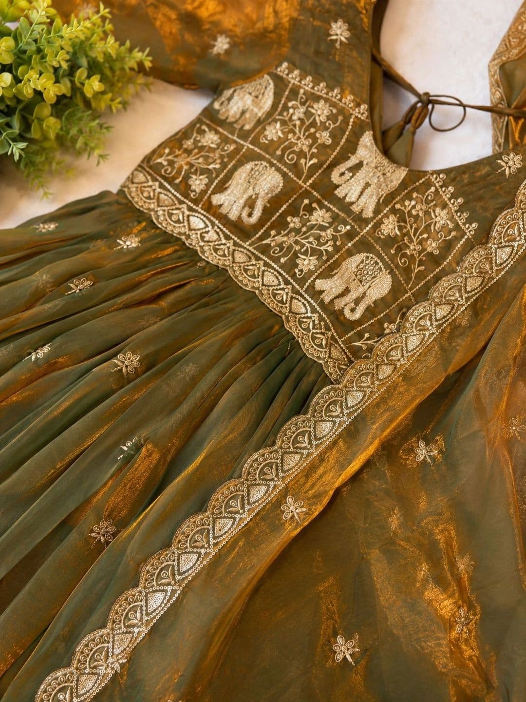 Moda Rapido Women Ethnic Motifs Embroidered Empire Kurta with Palazzos & With Dupatta thumbnail 3