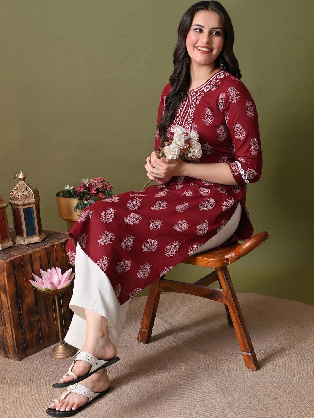 DY FAB ONLINE FASHION Women Ethnic Motifs Printed Thread Work Indie Prints Kurta thumbnail 3