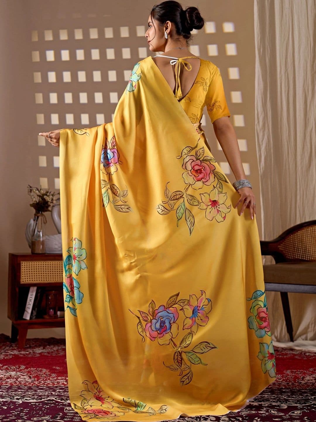 DIVASTRI Floral Satin Designer Saree thumbnail 3