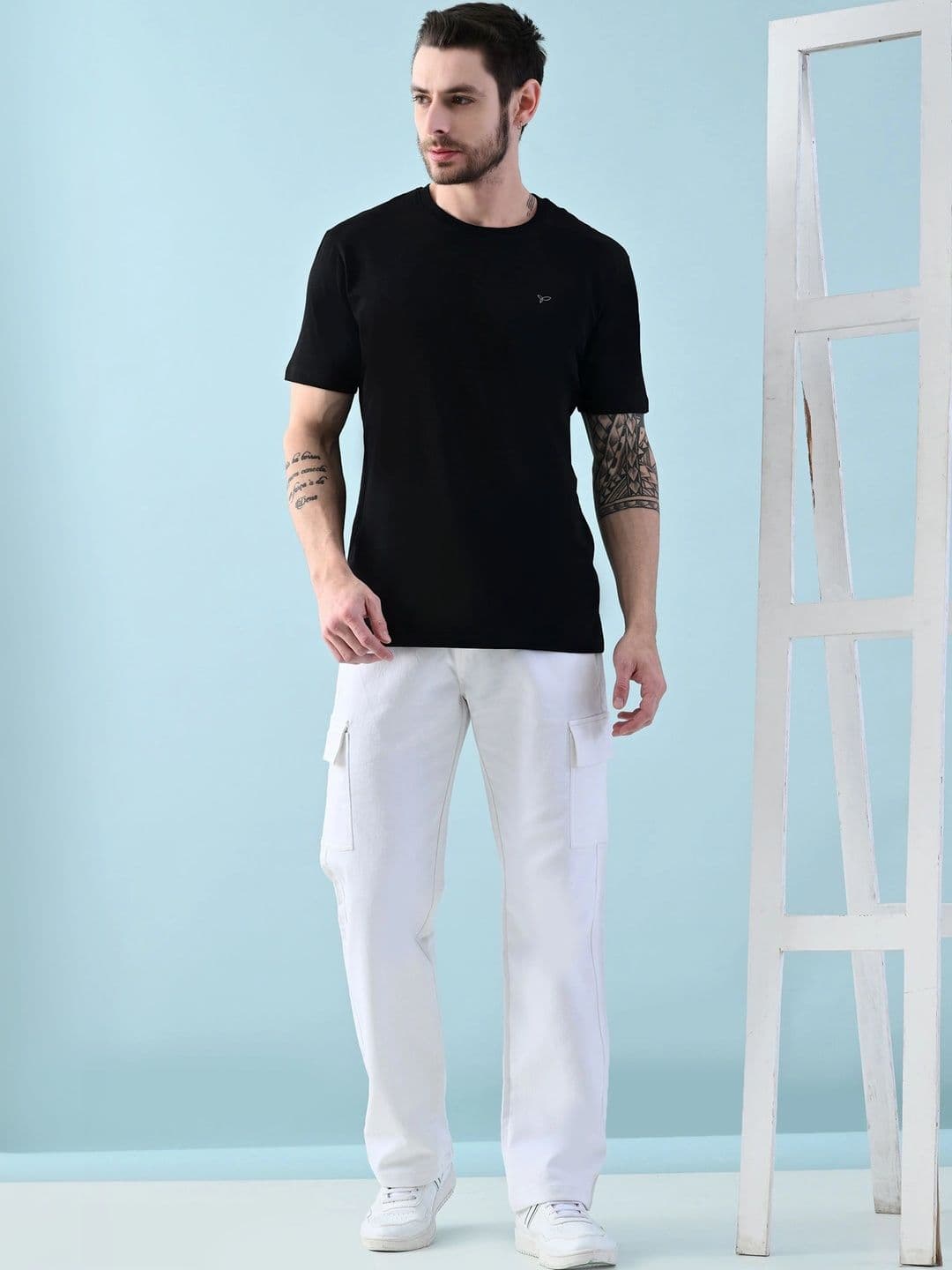 HERE&NOW Men's Contemporary White Mid-Rise Wide-Leg Cargo Jeans thumbnail 2