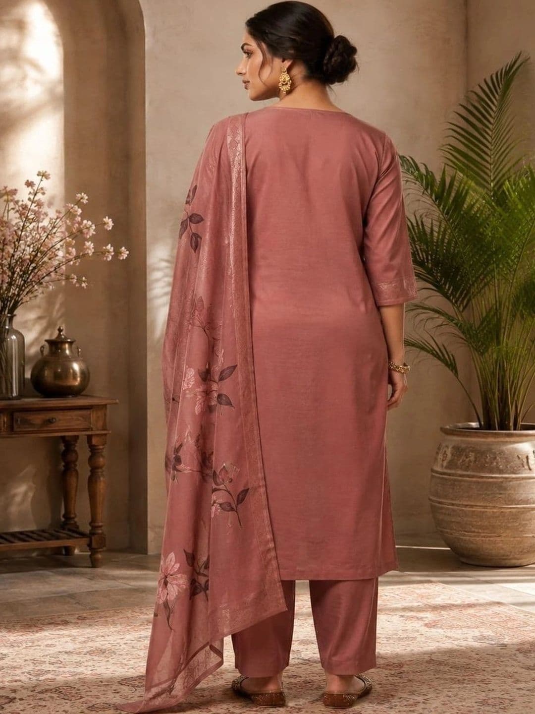 Harvi Women Floral Embroidered Regular Thread Work Kurta with Trousers & With Dupatta thumbnail 2