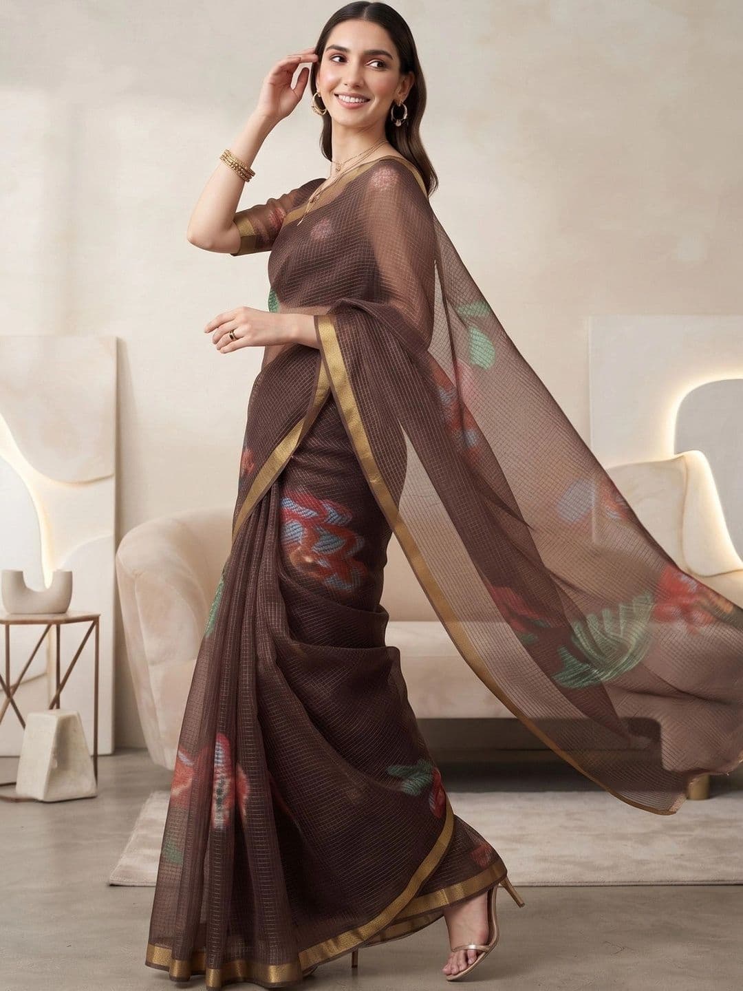 elora Women Floral Fusion Saree thumbnail 3