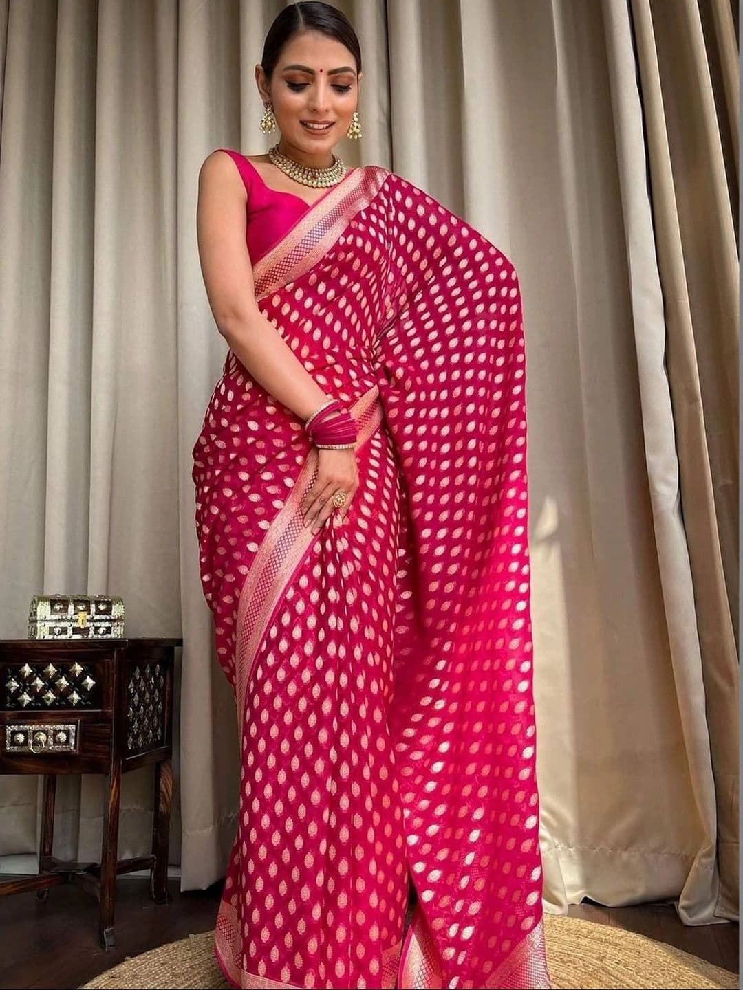 NARIVESH TRENDS Zari Silk Cotton Saree - view 1