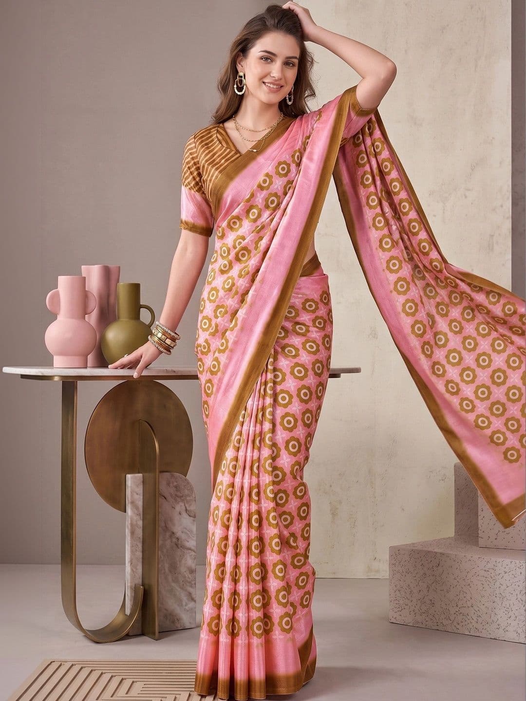 elora Women Floral Fusion Chanderi Saree thumbnail 3