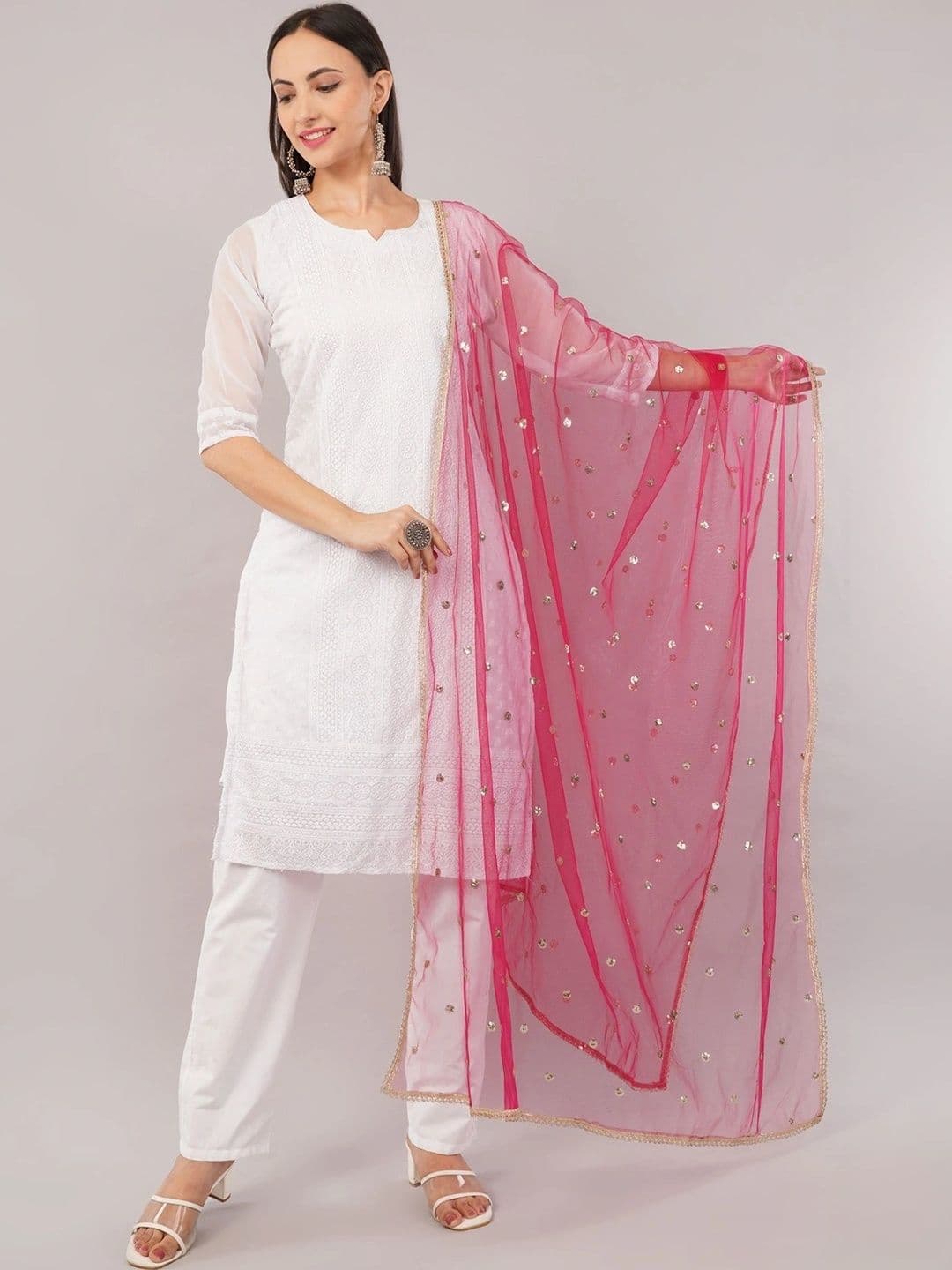 IVAARA Dupatta with Sequinned thumbnail 4