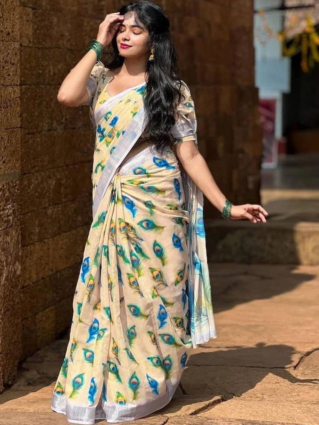 saneria silk Floral Linen Blend Kota Saree - view 1