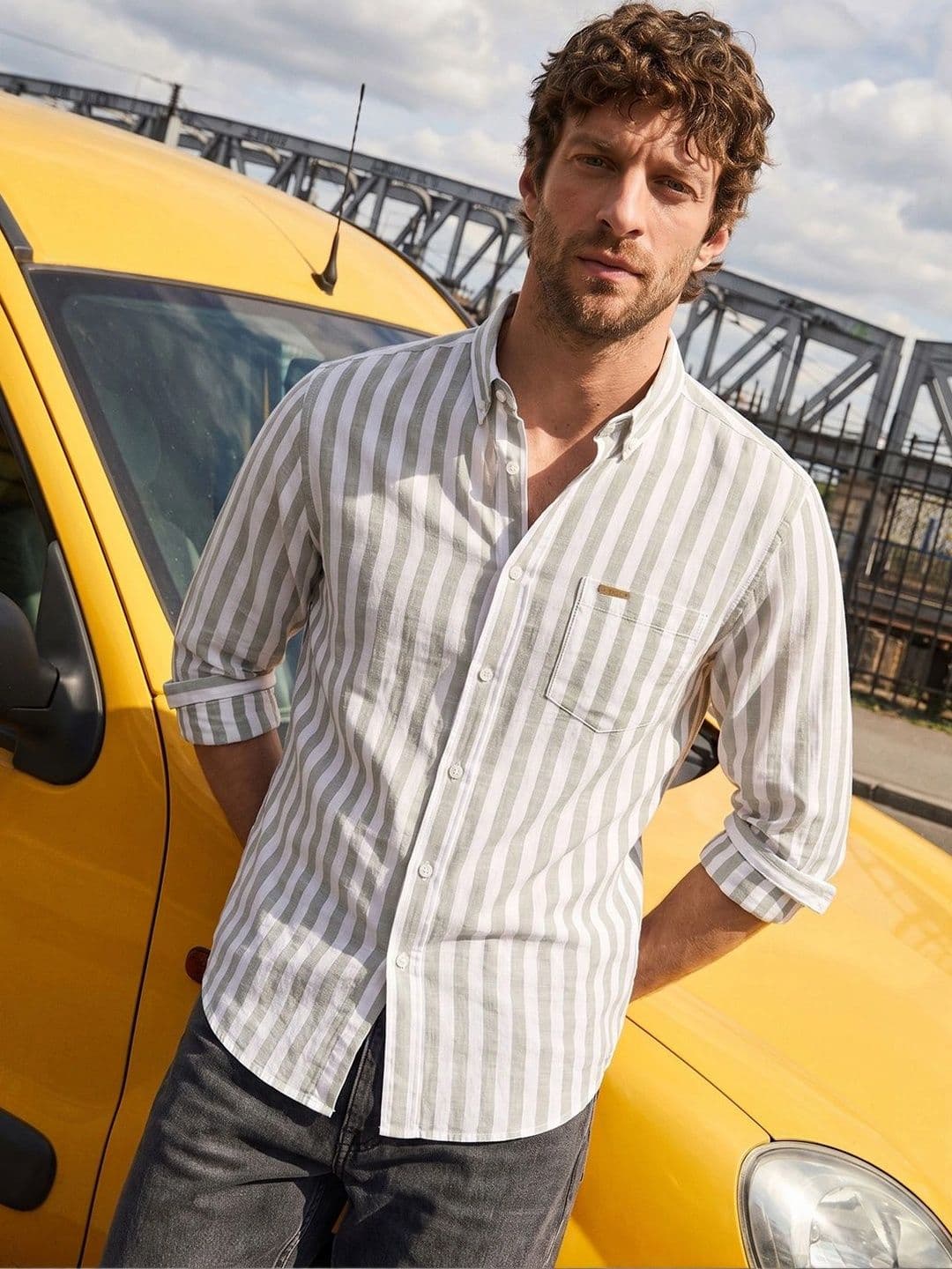 The Indian Garage Co Men Slim Fit Striped Casual Shirt thumbnail 3