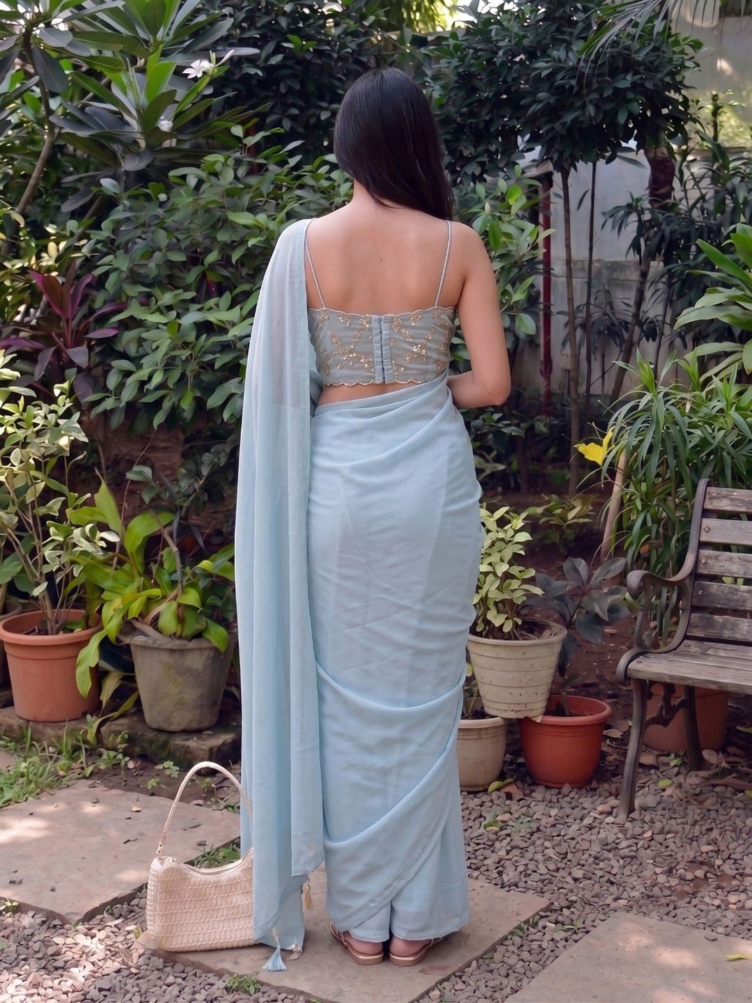 Shreevally Floral Embroidered Poly Georgette Designer Saree thumbnail 2