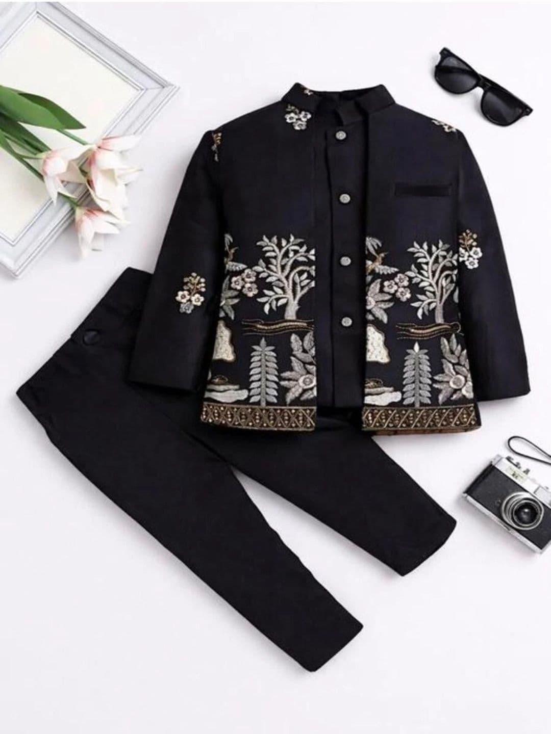 ELITE TRENDZZ Boys Embroidered Sherwani Set - view 1