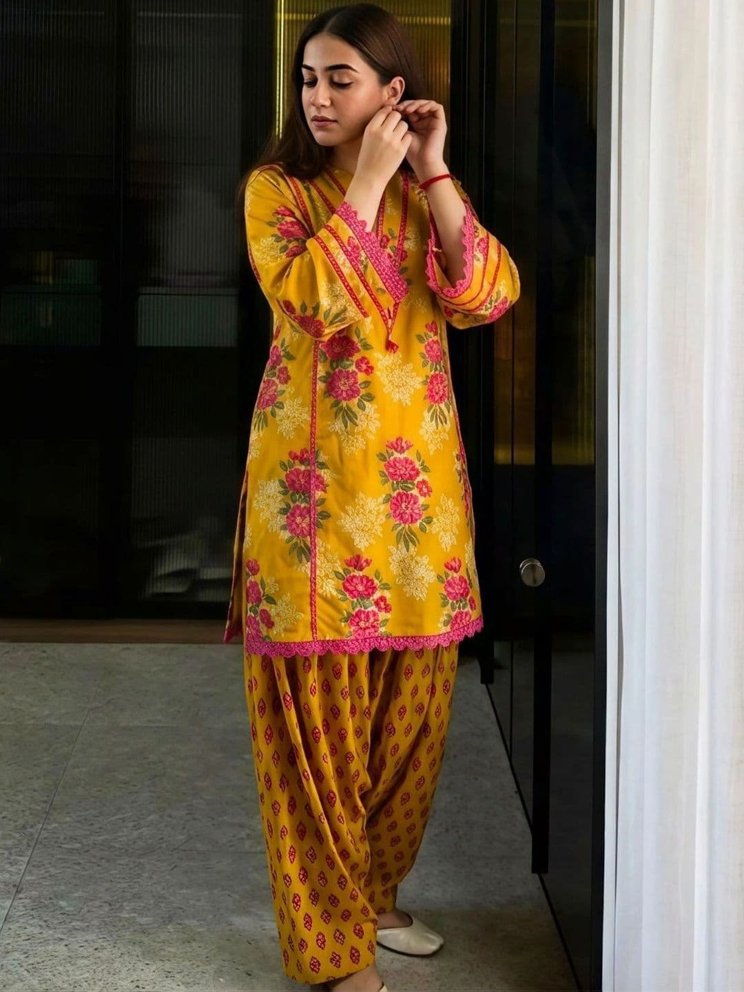 Vama Heritage Women Floral Printed Regular Silk Crepe Kurti with Patiala - view 1