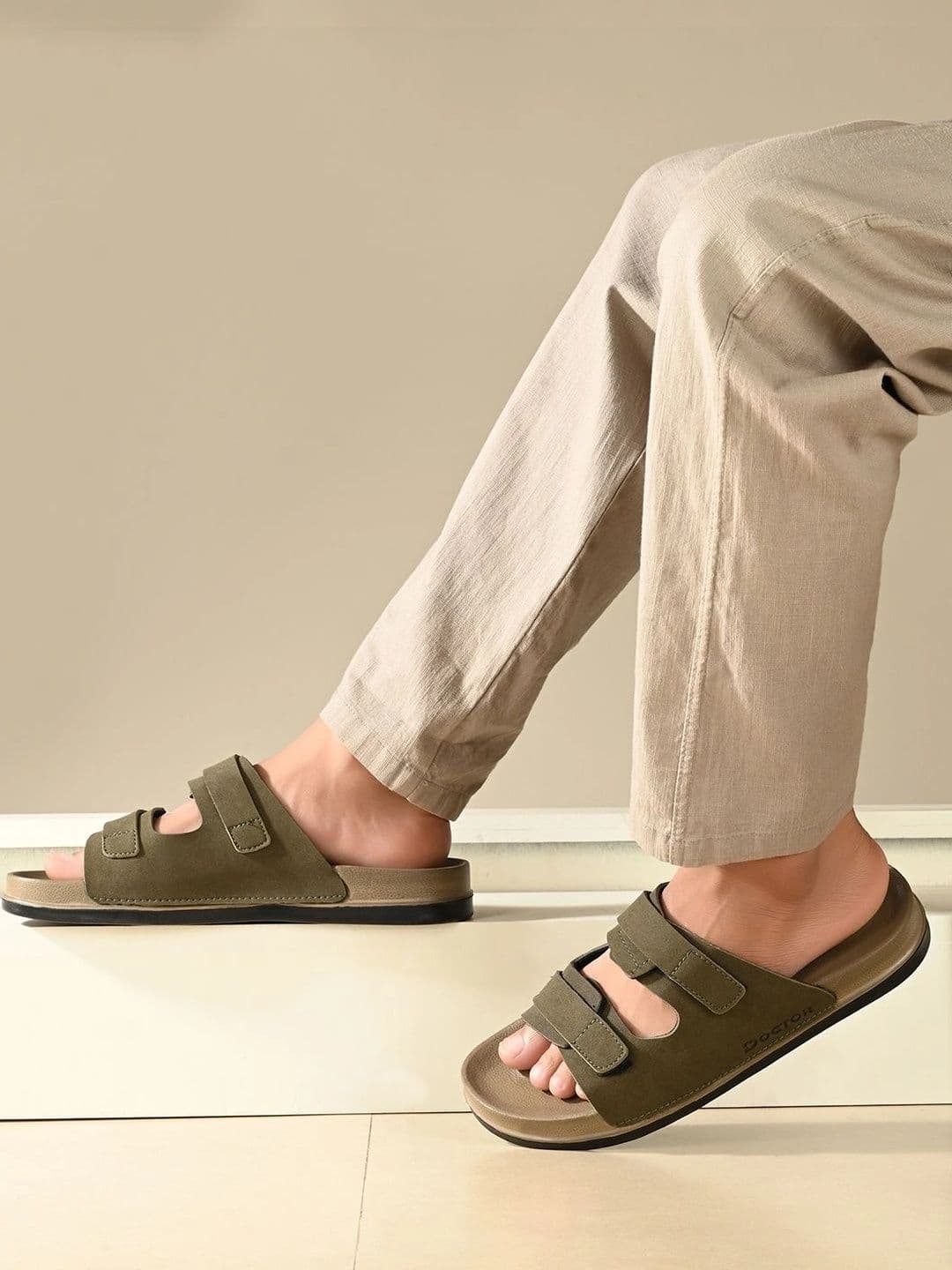 DOCTOR HEALTH SUPER SOFT Men Sliders thumbnail 2