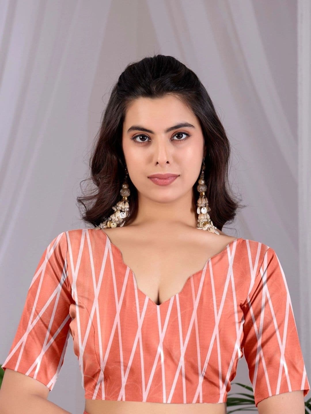 Mitera Floral Designer Saree thumbnail 3