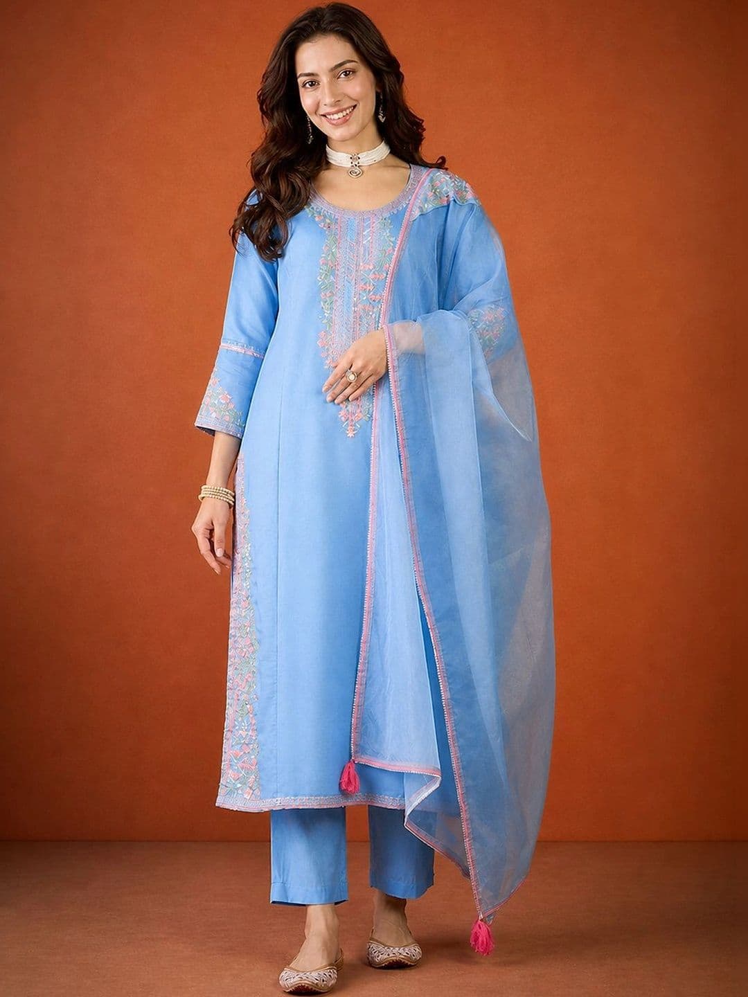 Sangria Women Floral Embroidered Regular Thread Work Kurta with Trousers & With Dupatta thumbnail 5