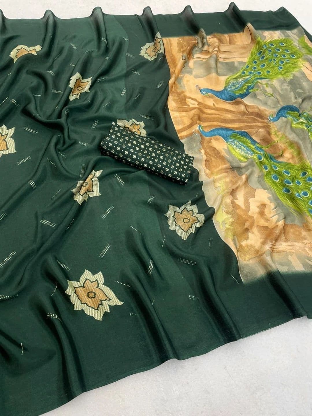 Anouk Art Silk Designer Saree thumbnail 5