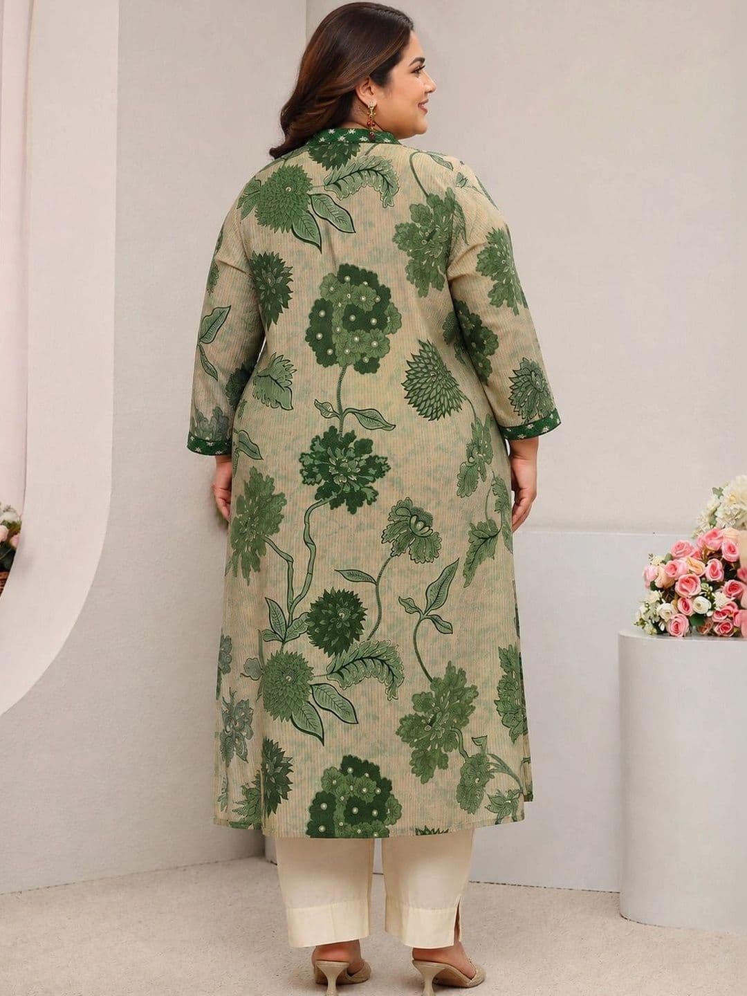 EXTRA LOVE BY LIBAS Women Floral Printed Floral Kurta thumbnail 4