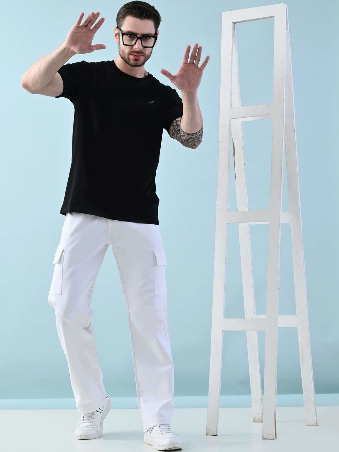 HERE&NOW Men's Contemporary White Mid-Rise Wide-Leg Cargo Jeans thumbnail 4