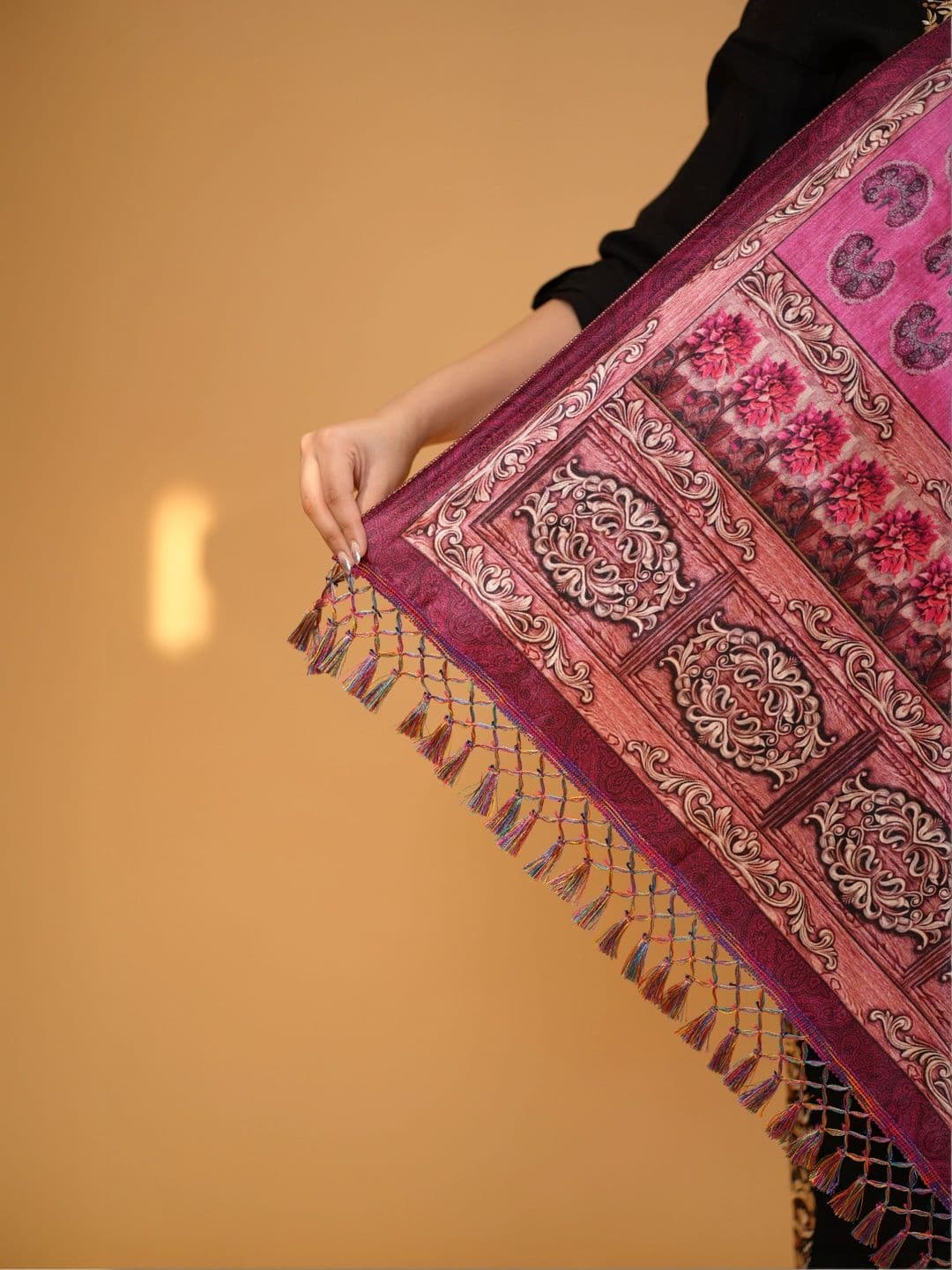 S.T. Women Paisley Printed Velvet Shawl thumbnail 5