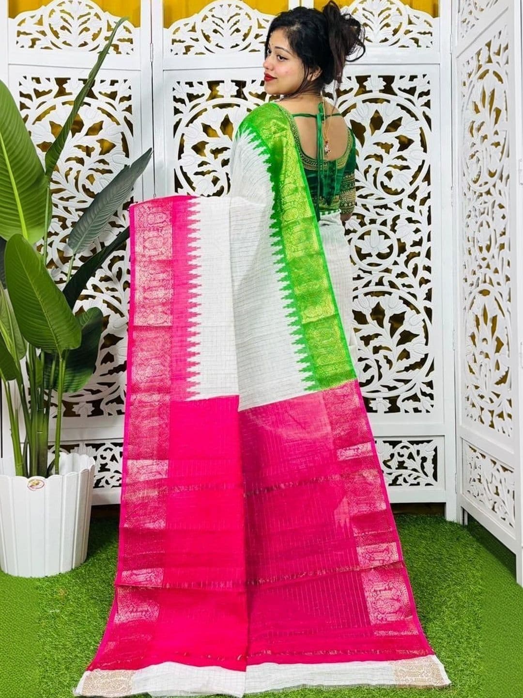 DRAPERIA Striped Zari Pure Cotton Saree thumbnail 3