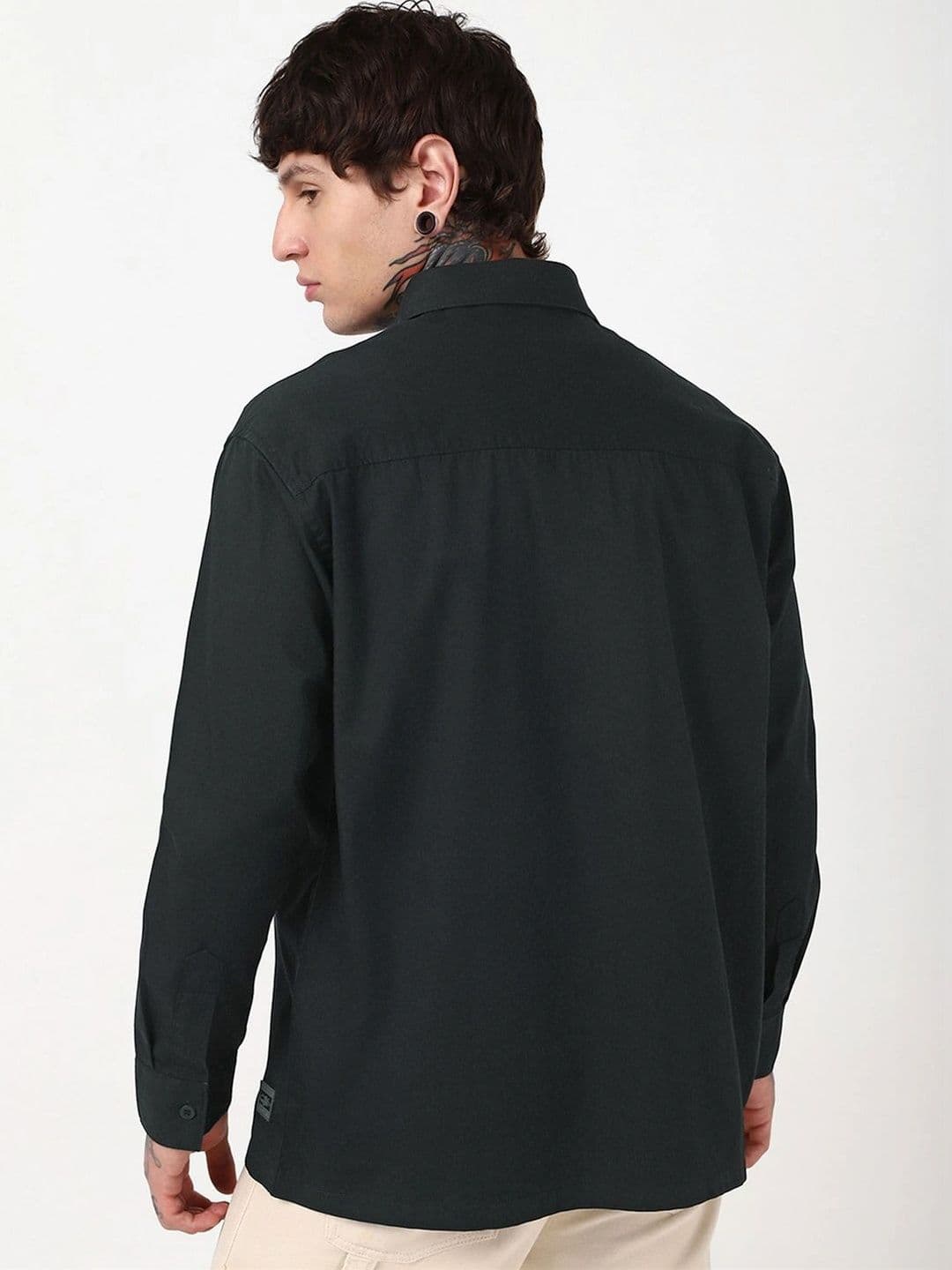 Bewakoof Men's Jet Black Oversized Cargo Shirt thumbnail 4