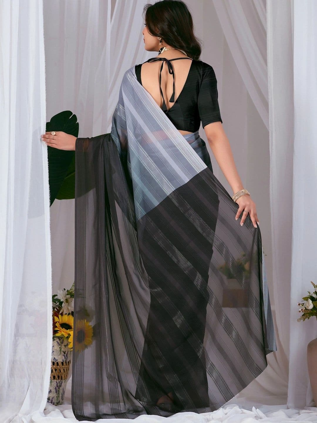 DIVASTRI Ombre Poly Georgette Designer Saree thumbnail 6