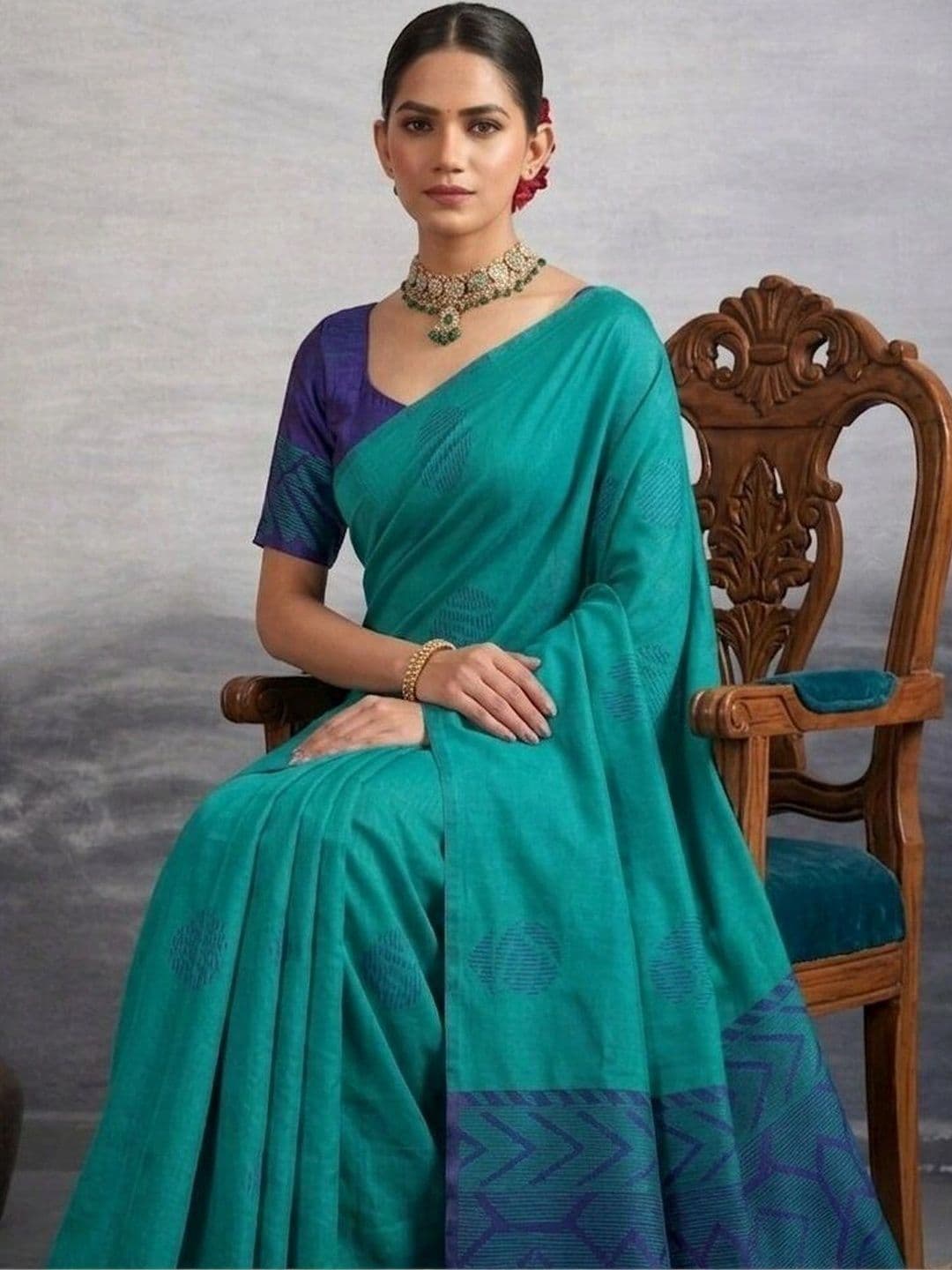 UMANTA Woven Design Silk Blend Banarasi Saree thumbnail 3