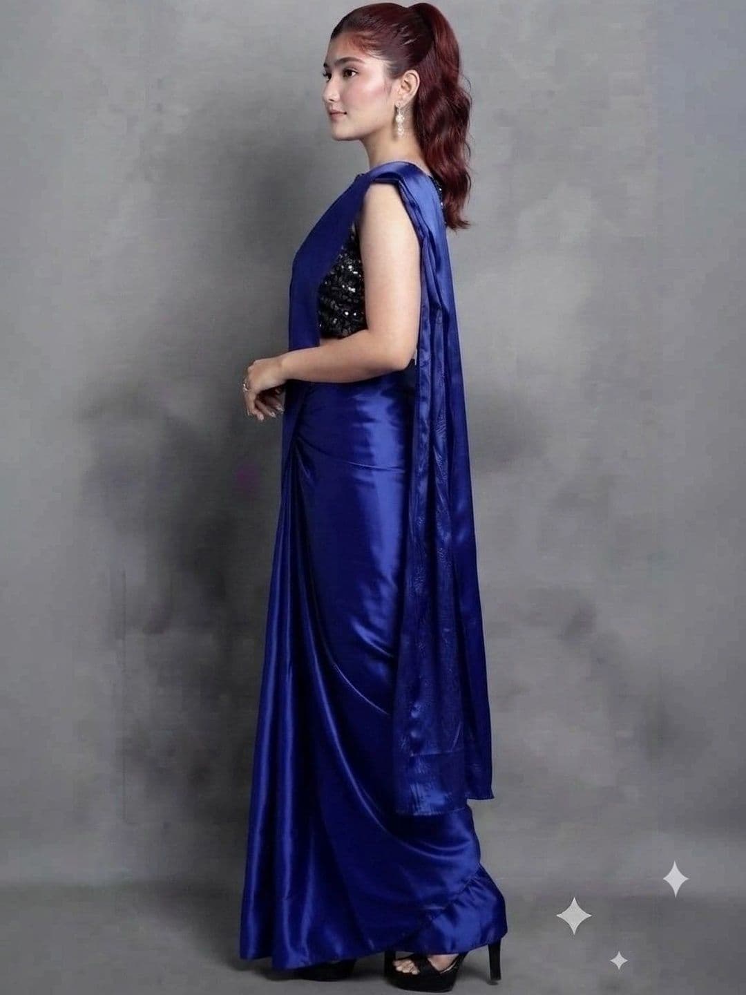 HERE&NOW Satin Saree thumbnail 5