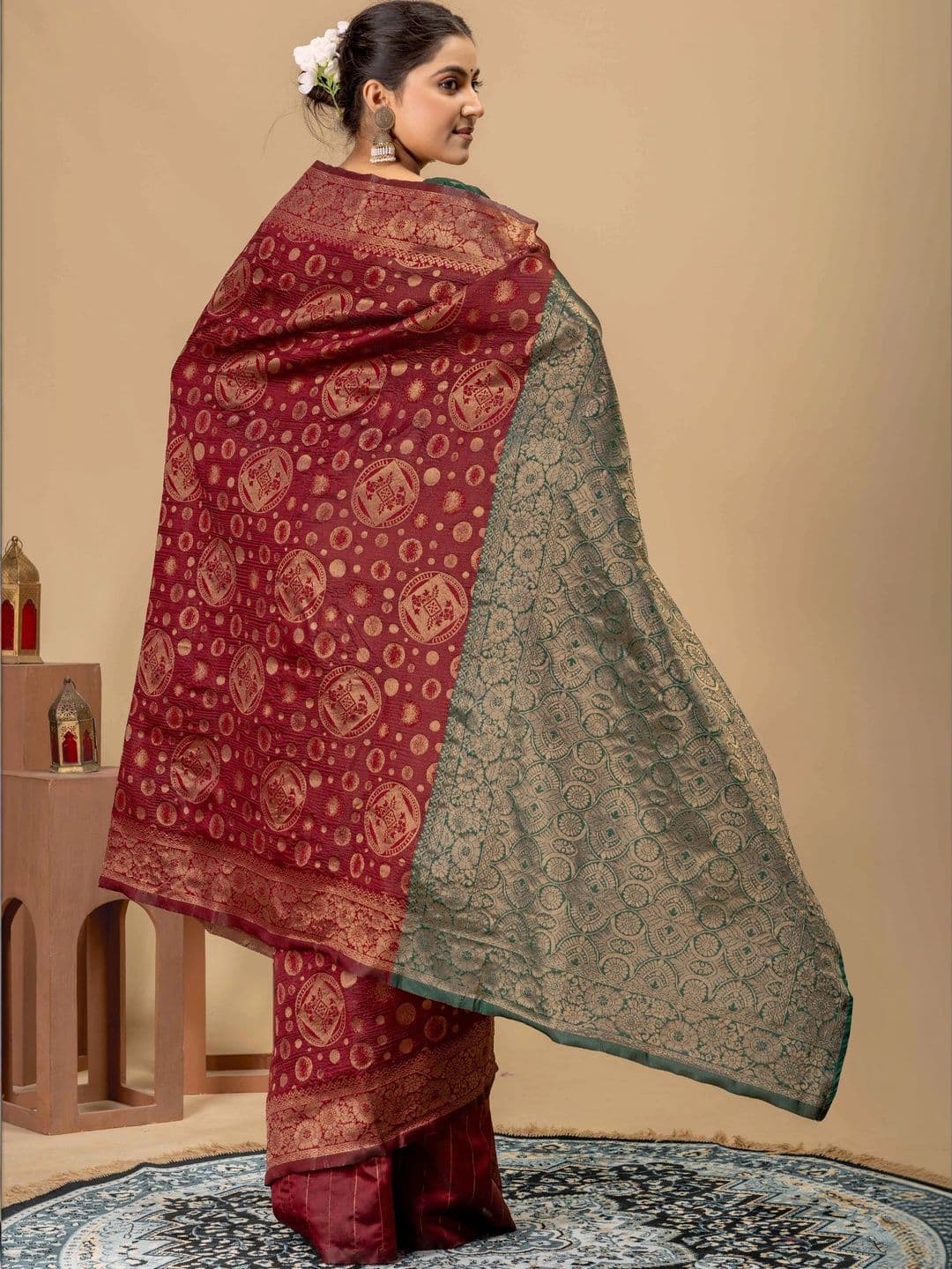 UMANTA Ethnic Motifs Zari Silk Blend Banarasi Saree thumbnail 3