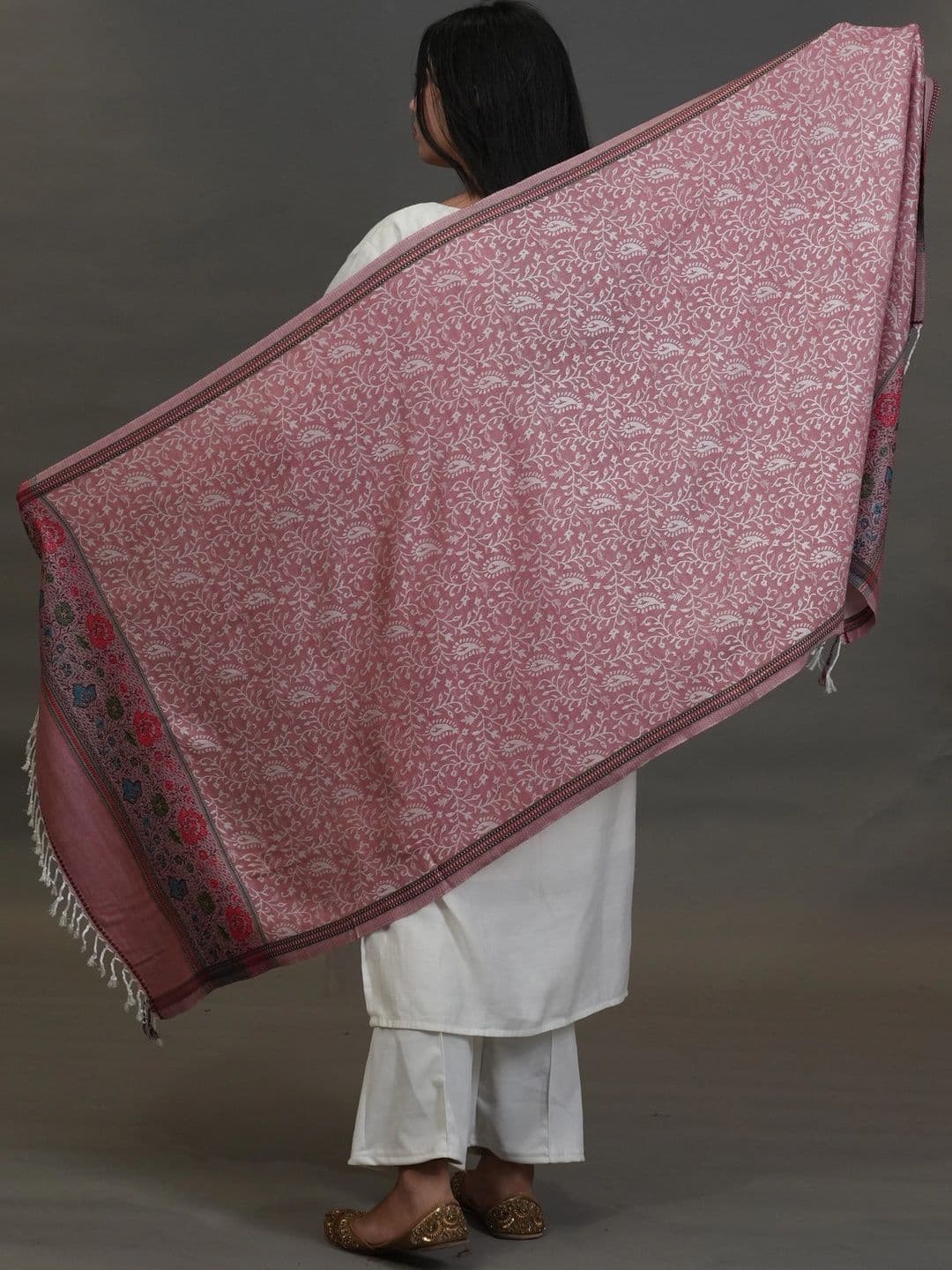 SHIFNEEN Women Botanical Printed Acrylic Shawl thumbnail 2