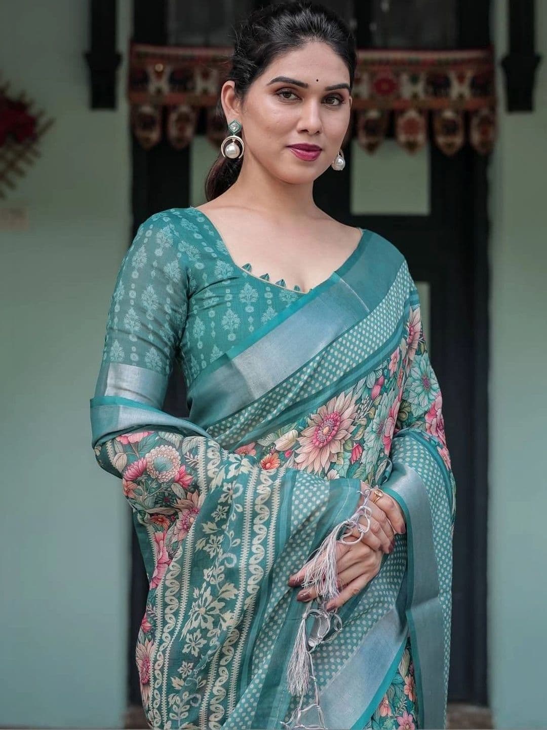saneria silk Floral Linen Blend Chanderi Saree thumbnail 4