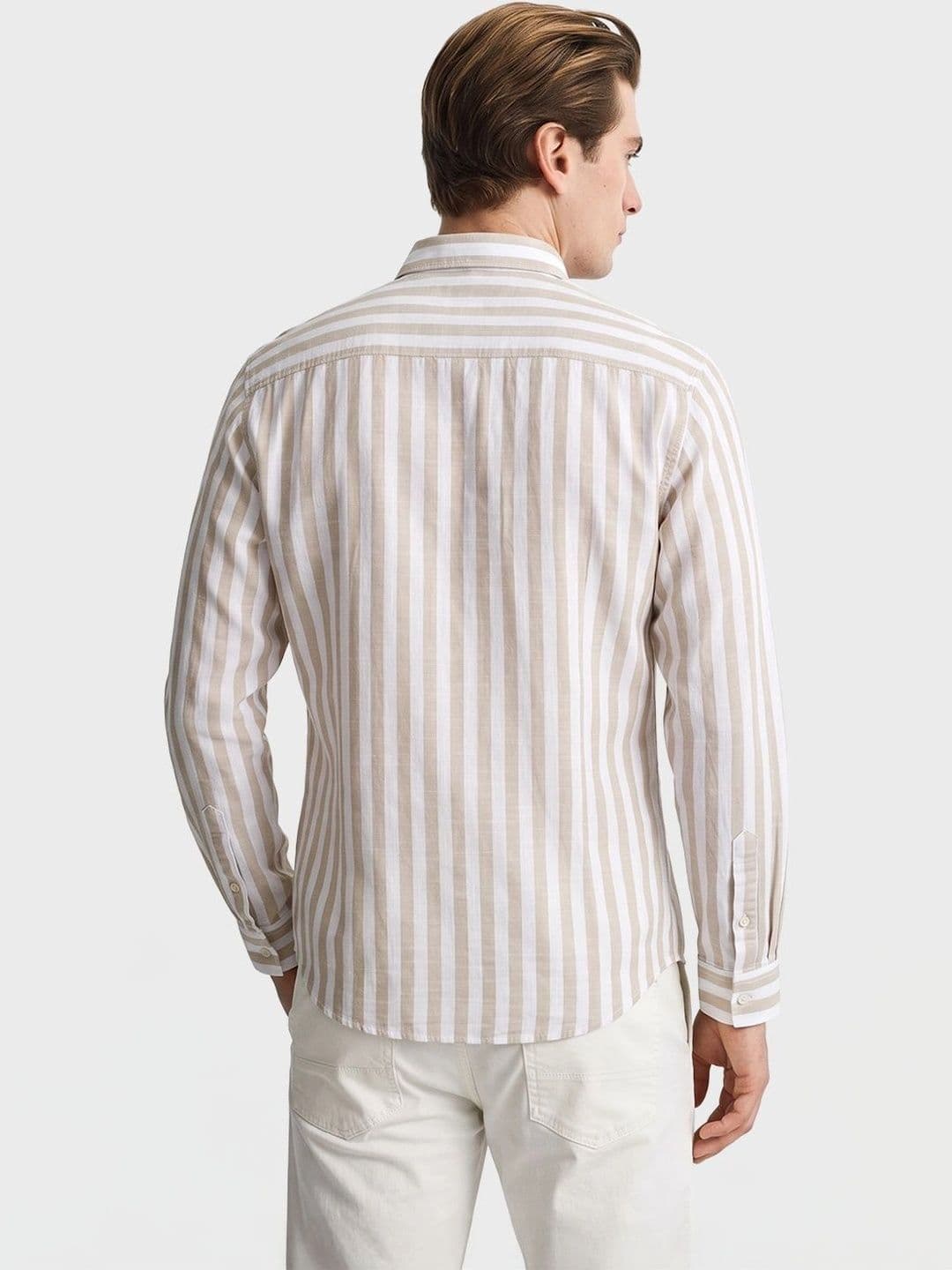 The Indian Garage Co Men Slim Fit Striped Casual Shirt thumbnail 7