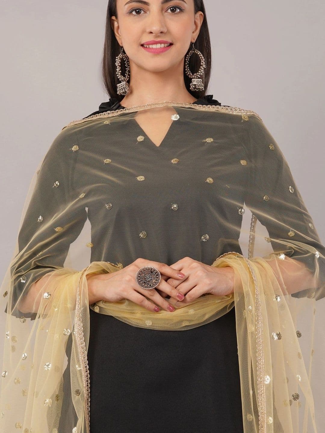 IVAARA Dupatta with Sequinned thumbnail 4