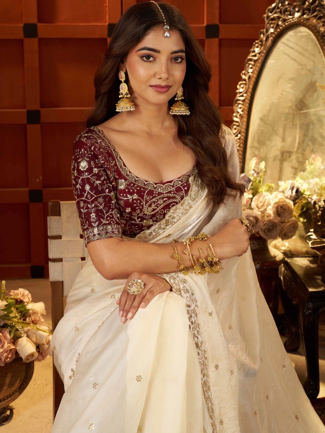 RAAG VARNAM Paisley Embroidered Satin Saree thumbnail 6