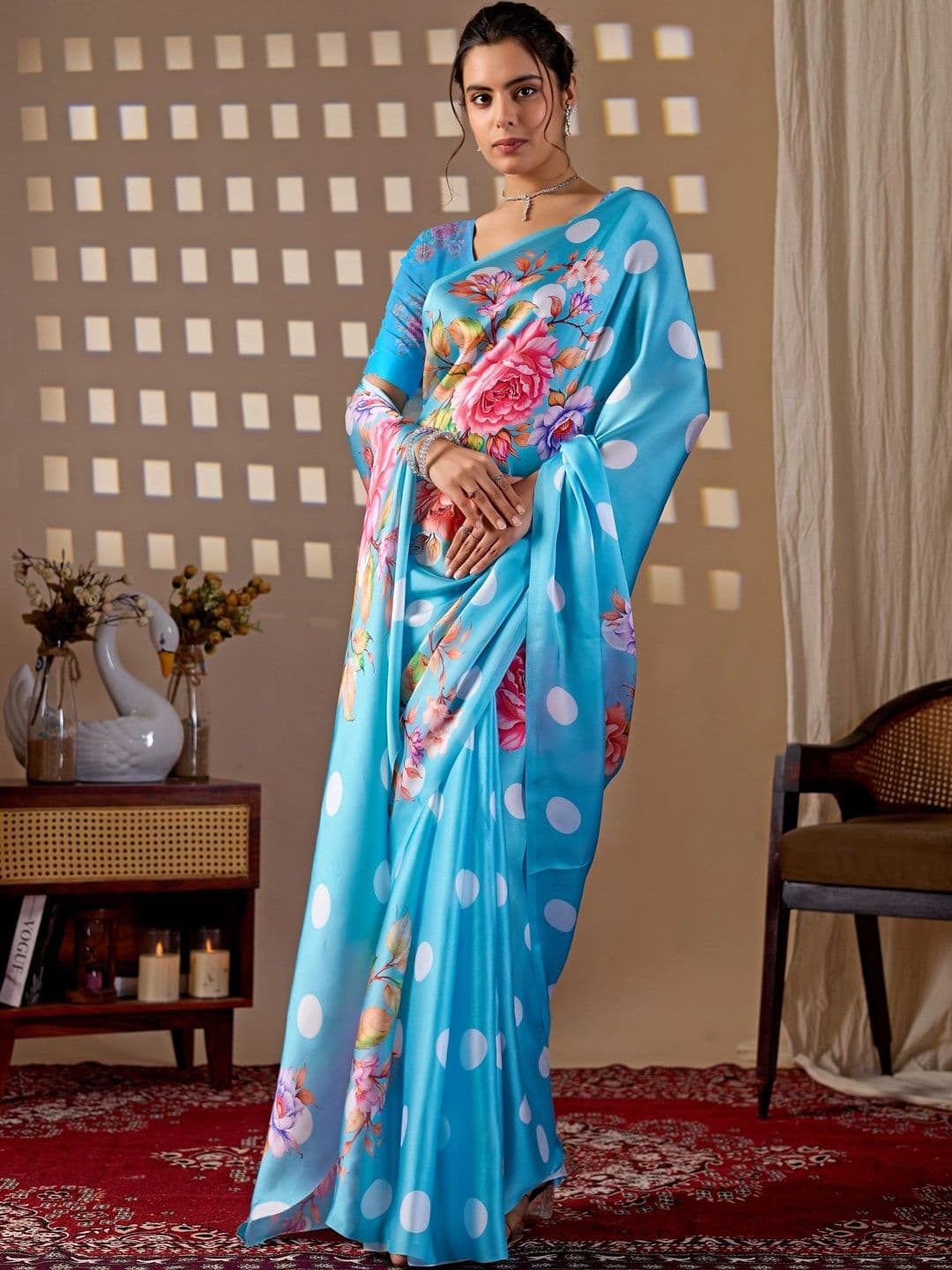DIVASTRI Floral Satin Designer Saree thumbnail 7