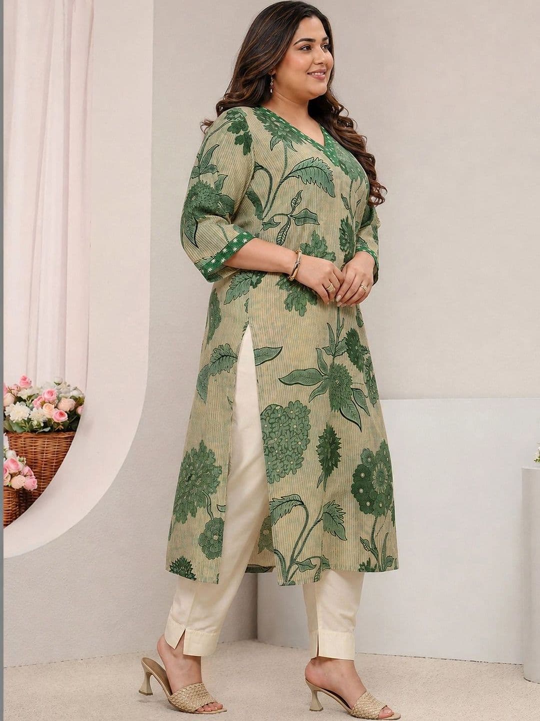 EXTRA LOVE BY LIBAS Women Floral Printed Floral Kurta thumbnail 3