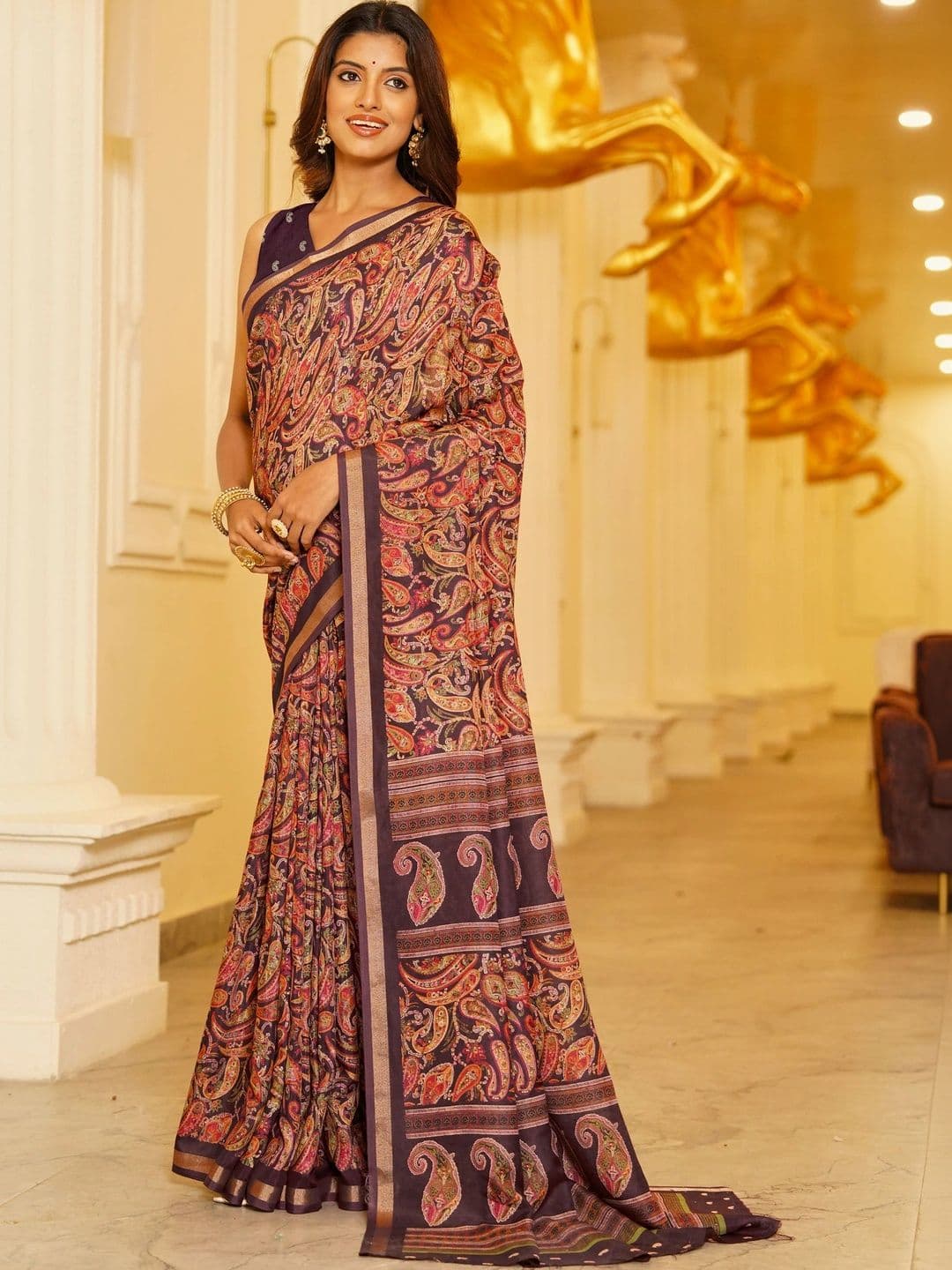 NARIVESH TRENDS Paisley Saree thumbnail 6