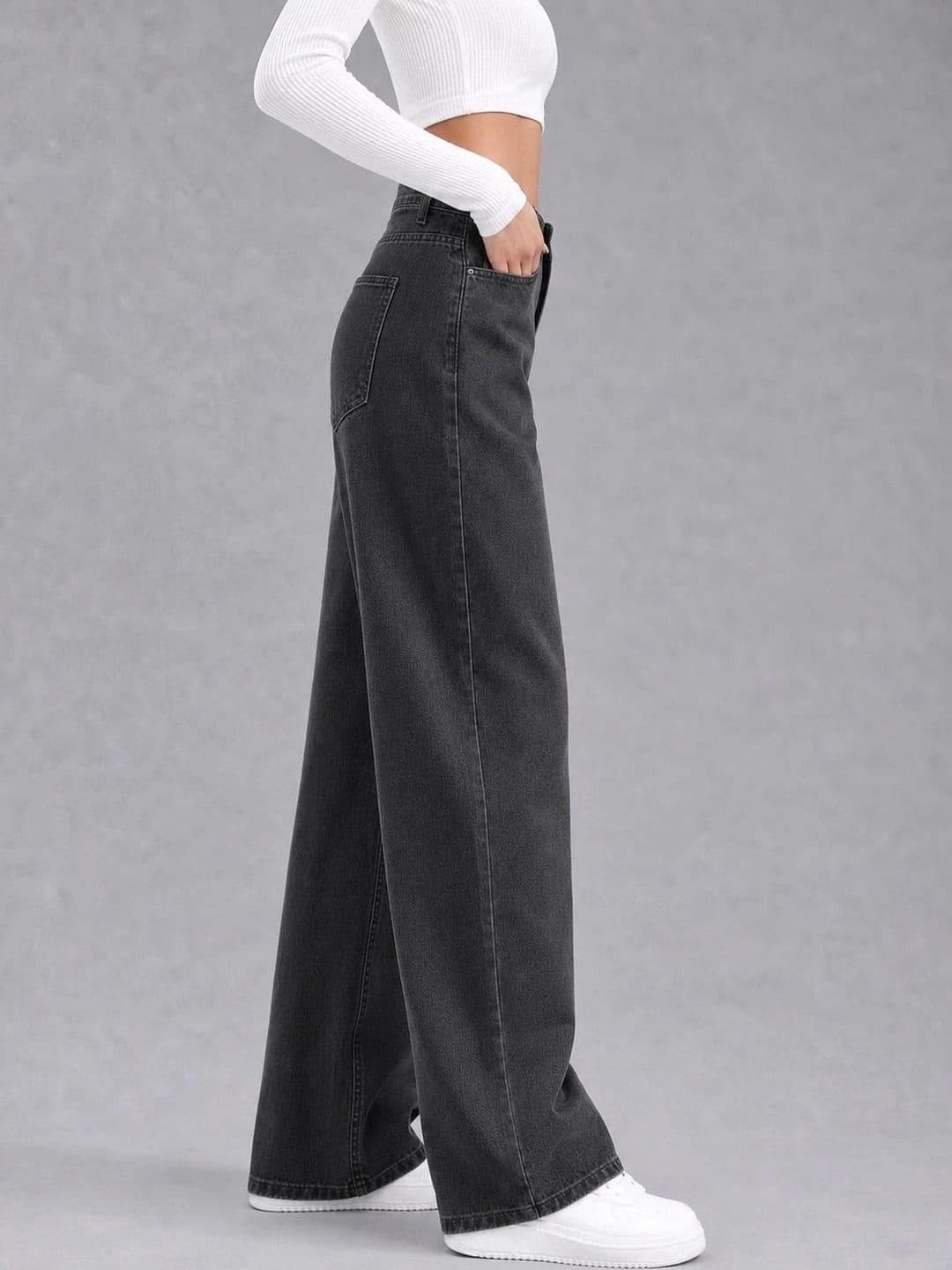 The Roadster Lifestyle Co Women Pure Cotton Clean Look Straight Fit Jeans thumbnail 5