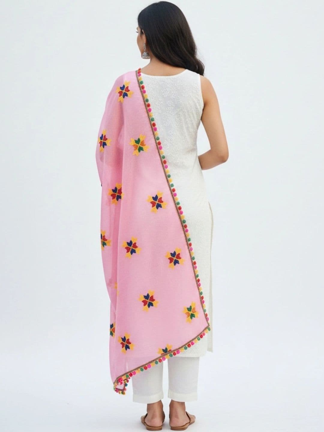 IVAARA Ethnic Motifs Embroidered Dupatta with Thread Work thumbnail 5