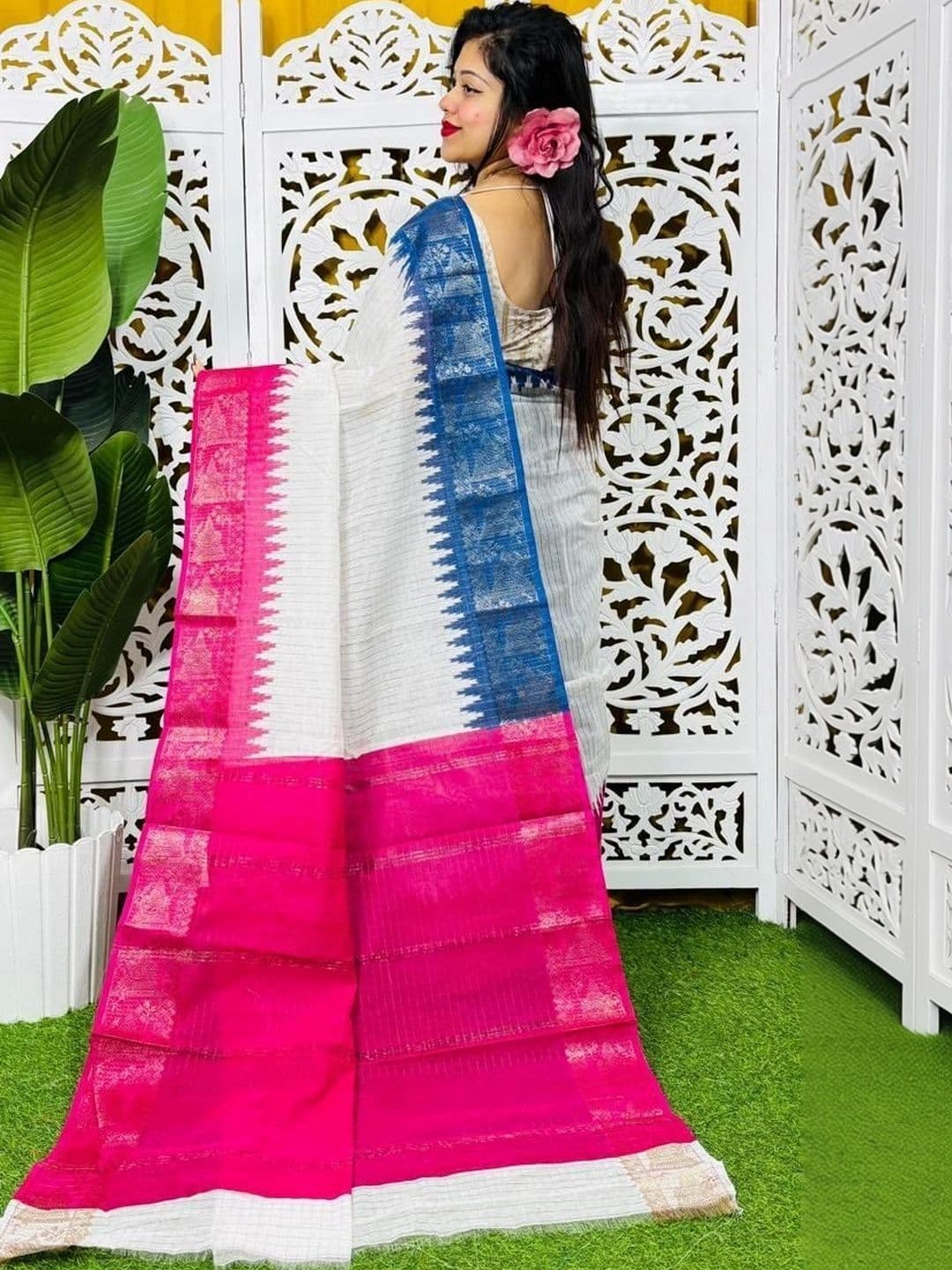 TWRIL Woven Design Zari Pure Cotton Saree thumbnail 2