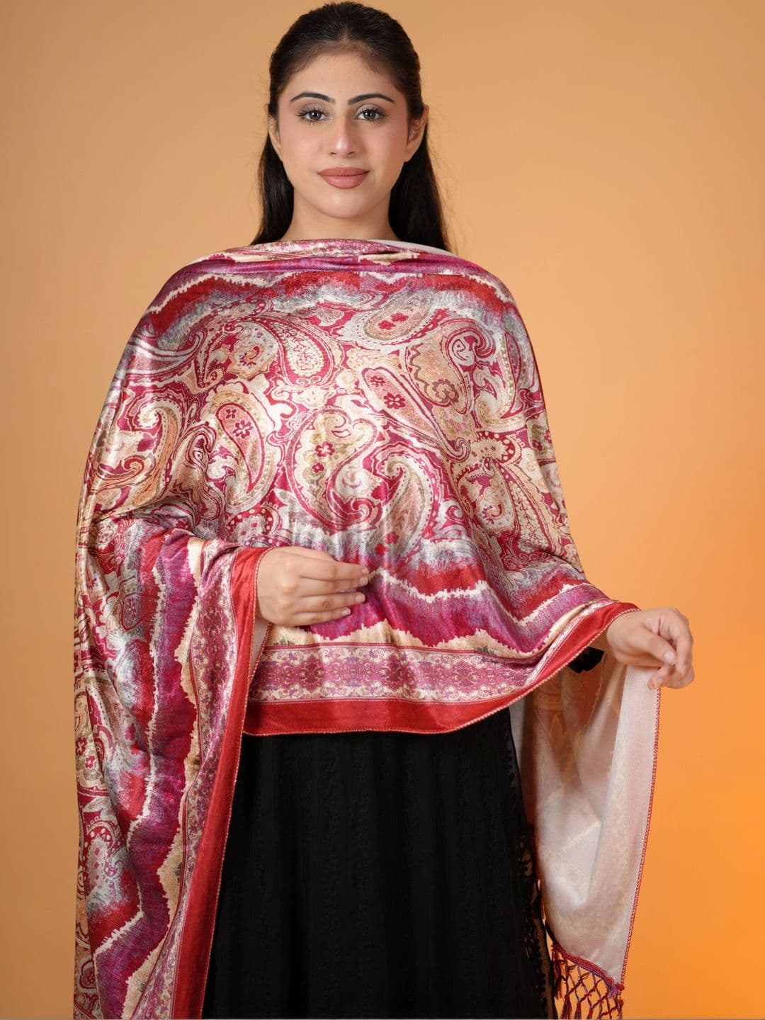 S.T. Women Paisley Printed Velvet Shawl thumbnail 2