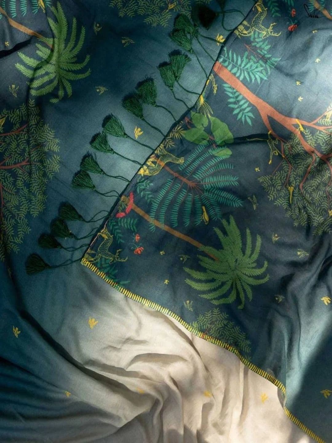saneria silk Floral Linen Blend Sambalpuri Saree thumbnail 5