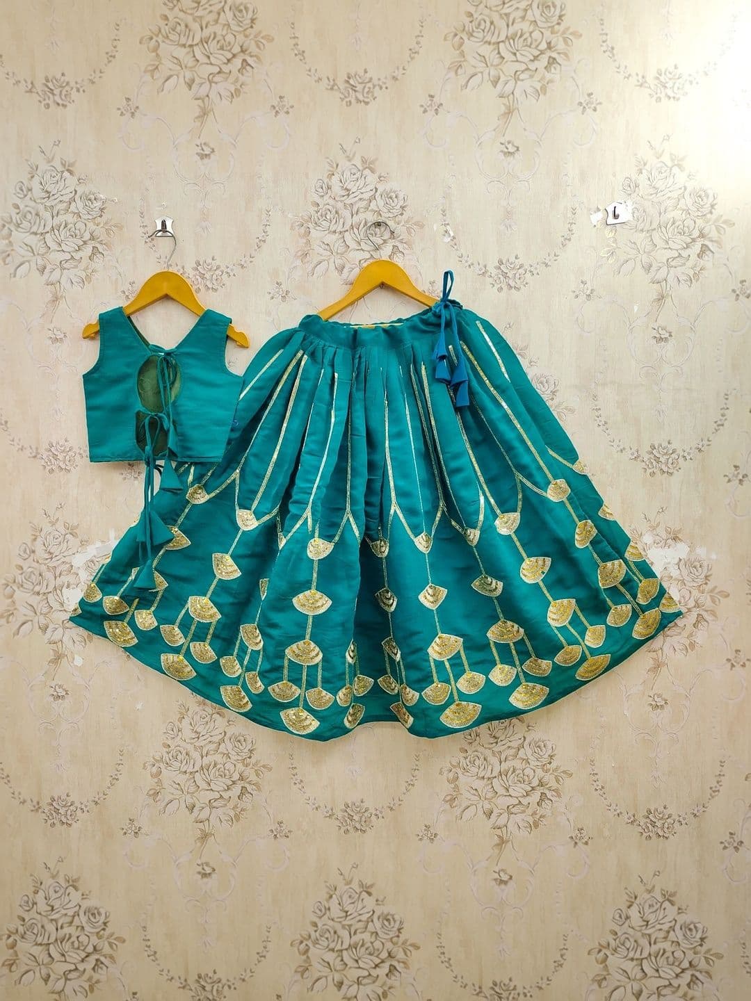 KALINI Girls Embellished Ready to Wear Lehenga & thumbnail 6