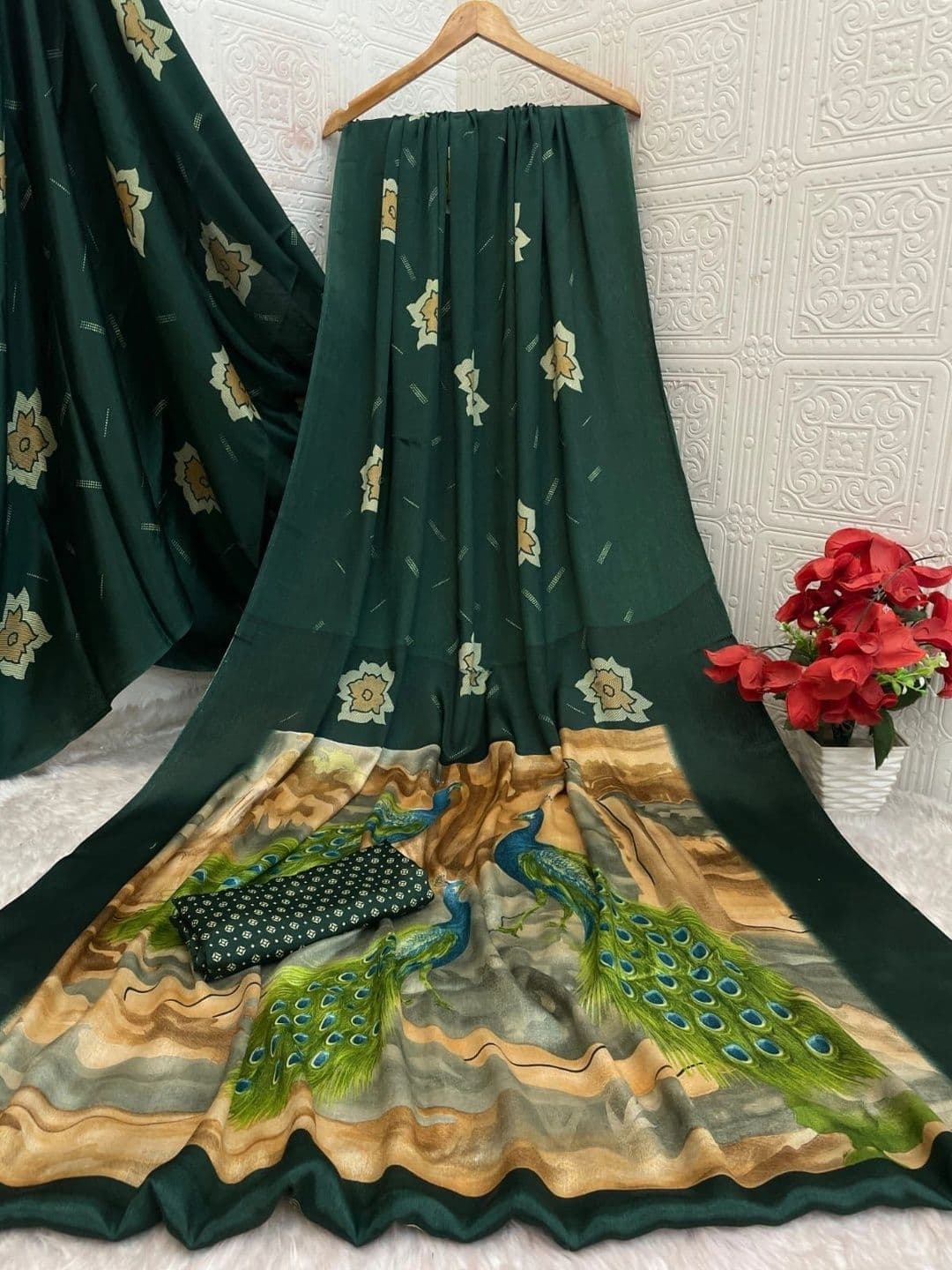Anouk Art Silk Designer Saree thumbnail 2