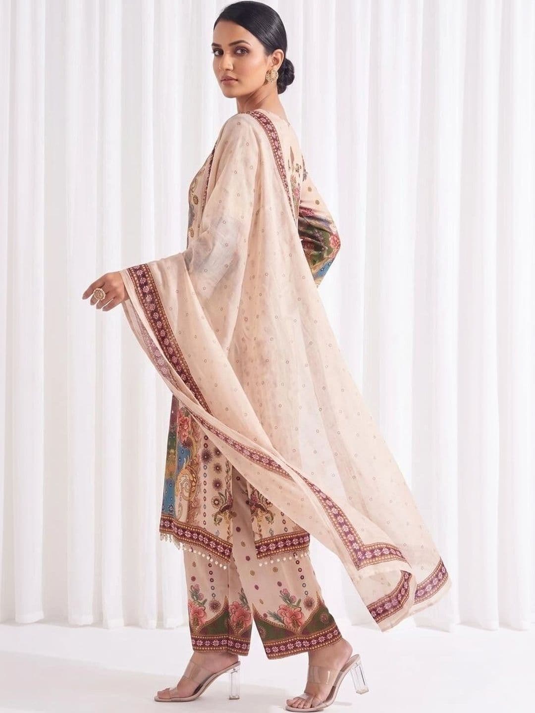 Trendy Kart2 Women Ethnic Motifs Printed Regular Kurta with Trousers & With Dupatta thumbnail 5