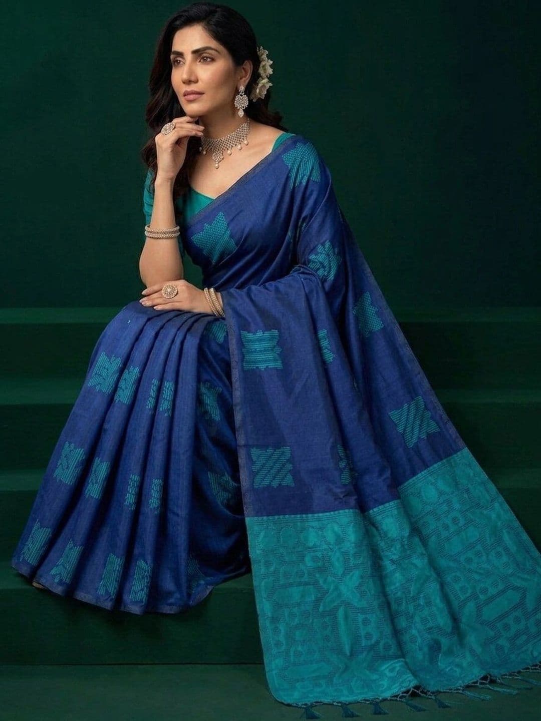 UMANTA Silk Blend Banarasi Saree thumbnail 4