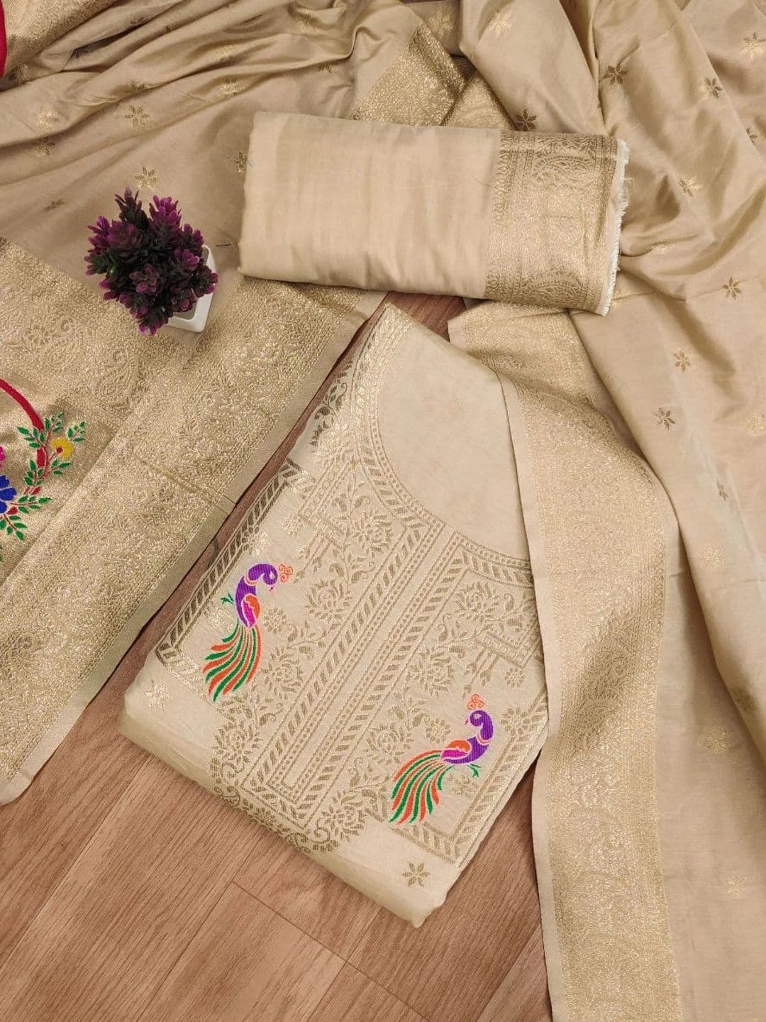 Dhaaga Ghar Pure Cotton Unstitched Dress Material thumbnail 3