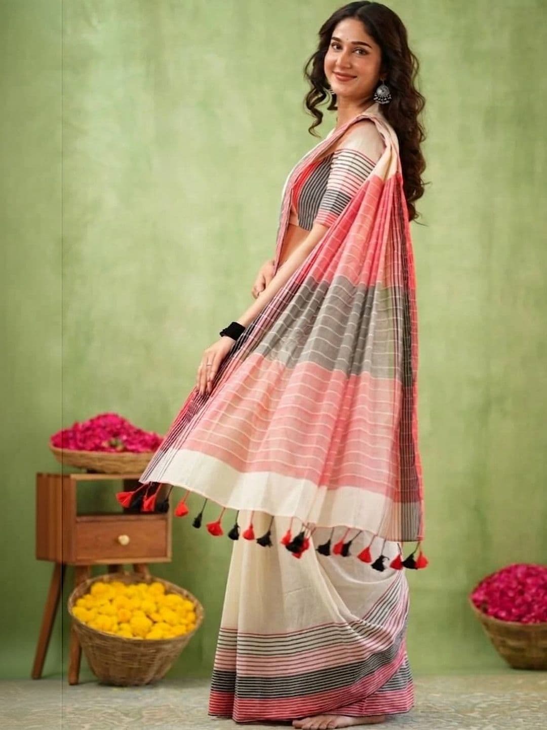 saneria silk Striped Linen Blend Taant Saree thumbnail 2